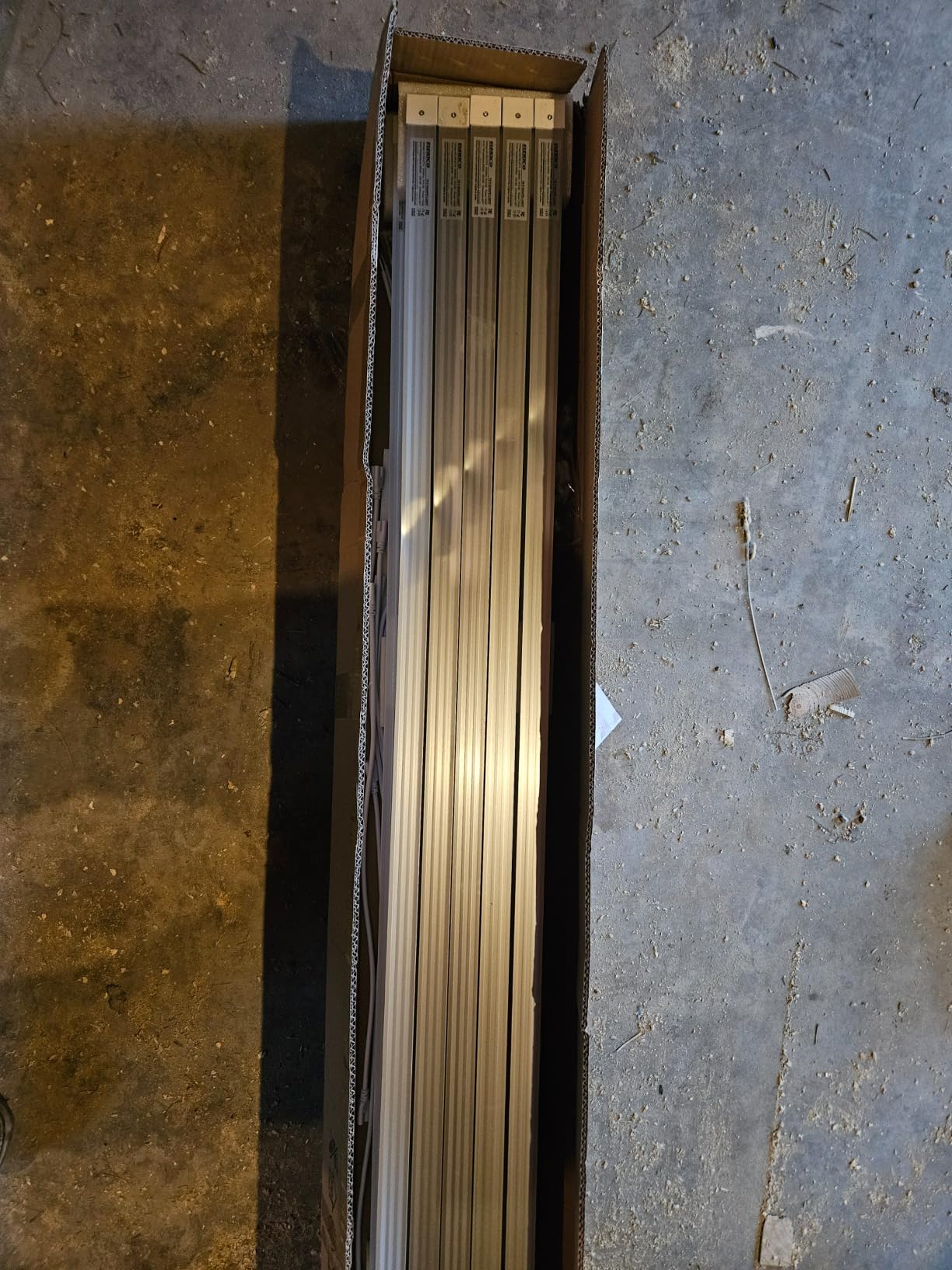 Super Bright 100w 8ft Led Shop Lights 10-Pack| 5000K 15000lm Linkable 8' Led Ceiling Garage Lighting Light Fixtures For Upgrades Garage Shop Workshop Warehouse Barn Lighting| Fluorescent Replacement - Customer Photo 4