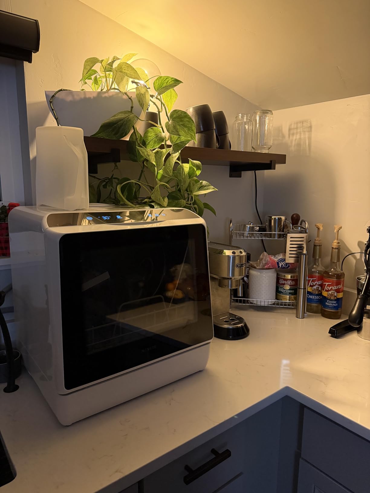 NOVETE Portable Countertop Dishwashers, Compact Dishwashers with 5L Built-in Water Tank & Inlet Hose, 5 Washing Programs, Baby Care, Air-Dry Function and LED Light for Small Apartments - Customer Photo 1