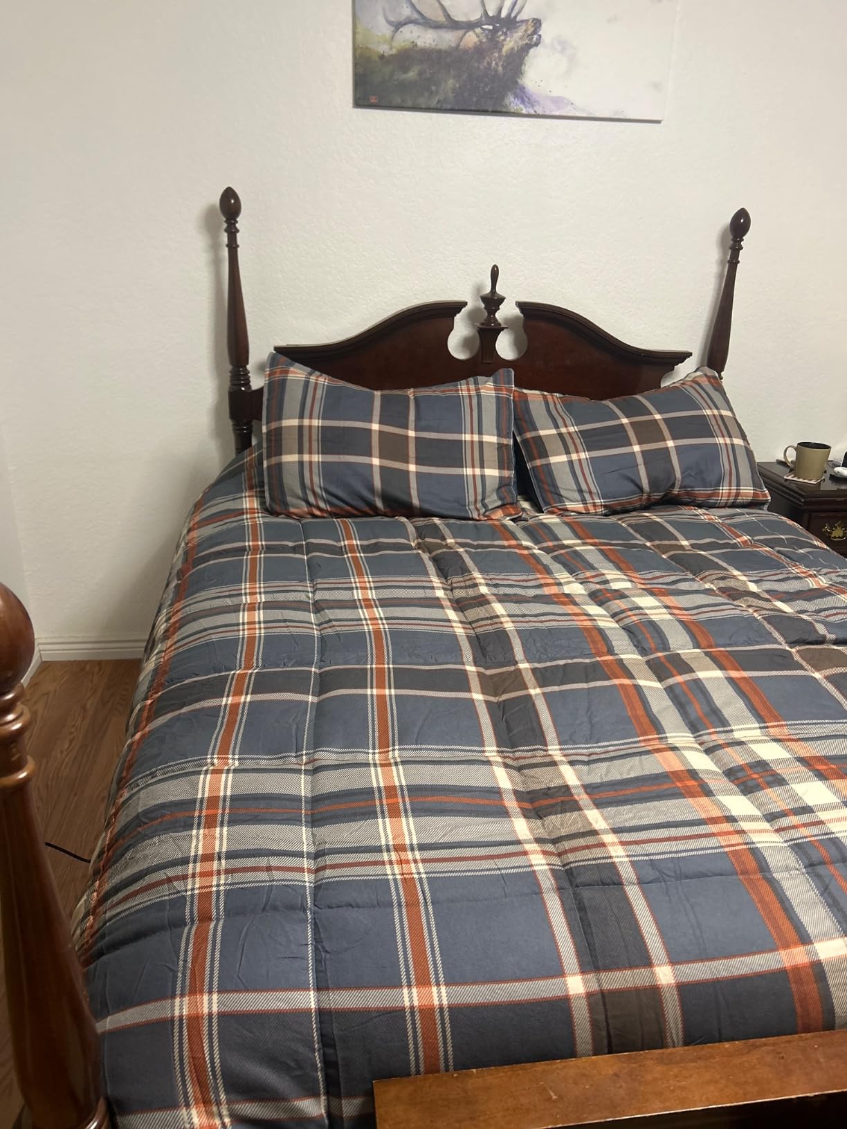 Best Choice Products Ergonomic Queen Size Adjustable Bed Frame, Electric Base w/Wireless Remote Control, Nightlight, Massager, 2 USB Ports - Customer Photo 2