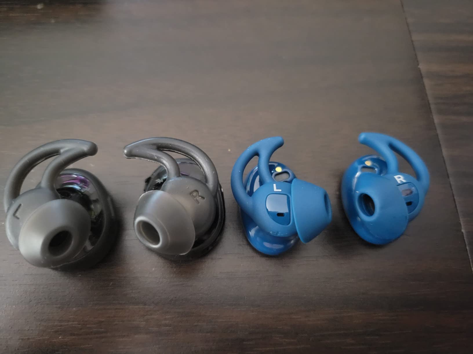 Bose Sport Earbuds - Wireless Earphones - Bluetooth in Ear Headphones for Workouts and Running, Triple Black - Customer Photo 2