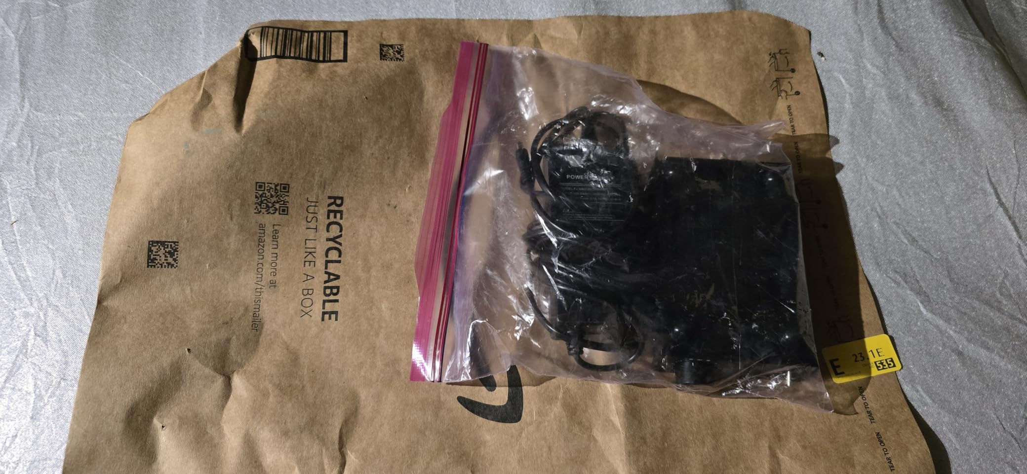 AIYIMA A07 Premium TPA3255 Power Amplifier 300Wx2 HiFi Class D Amp Mini 2 Channel Stereo Amplifier with Pre-Out for Desktop Bookshelf Speaker Home Audio System & DC32V 5A Power Adapter - Customer Photo 1