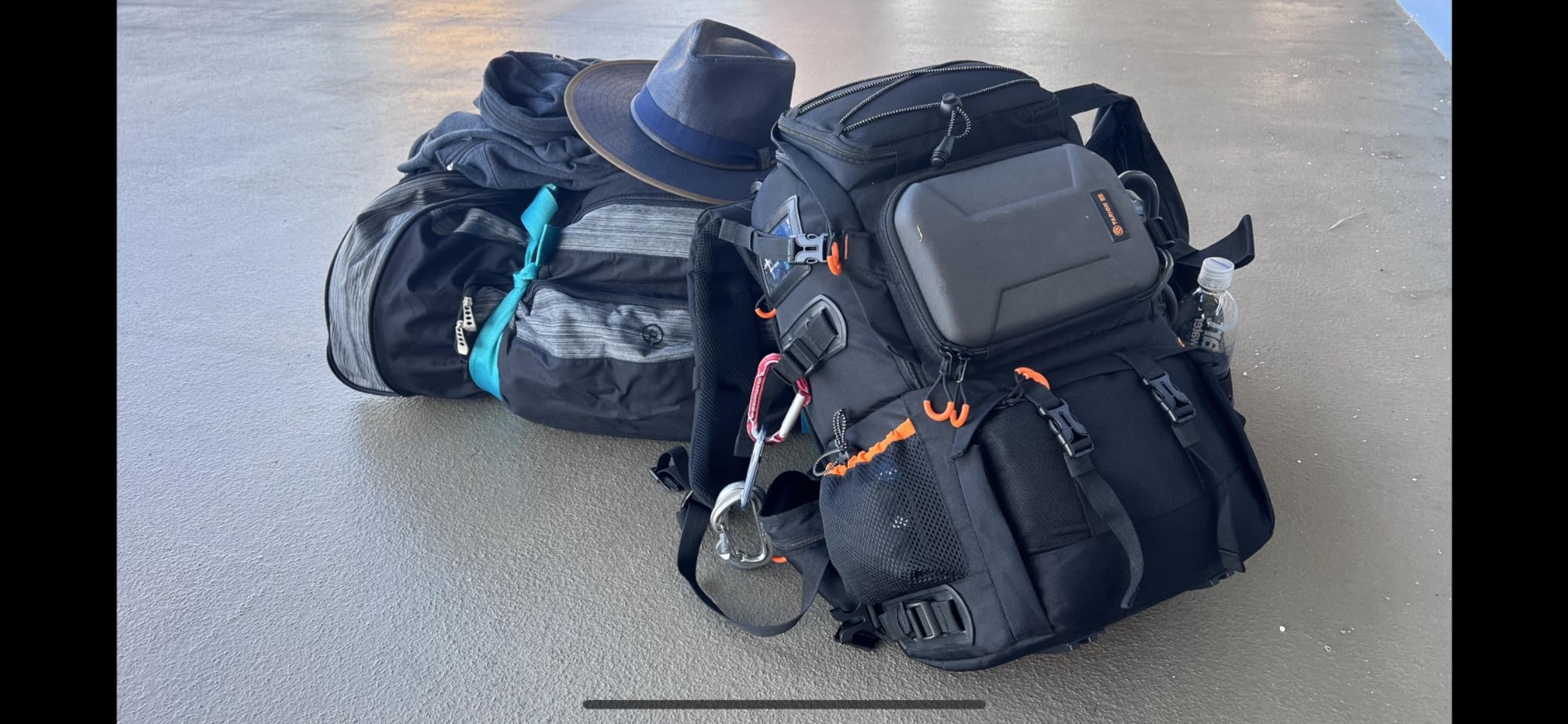 TARION 15L Camera Backpack Large Camera Bag with 15.6