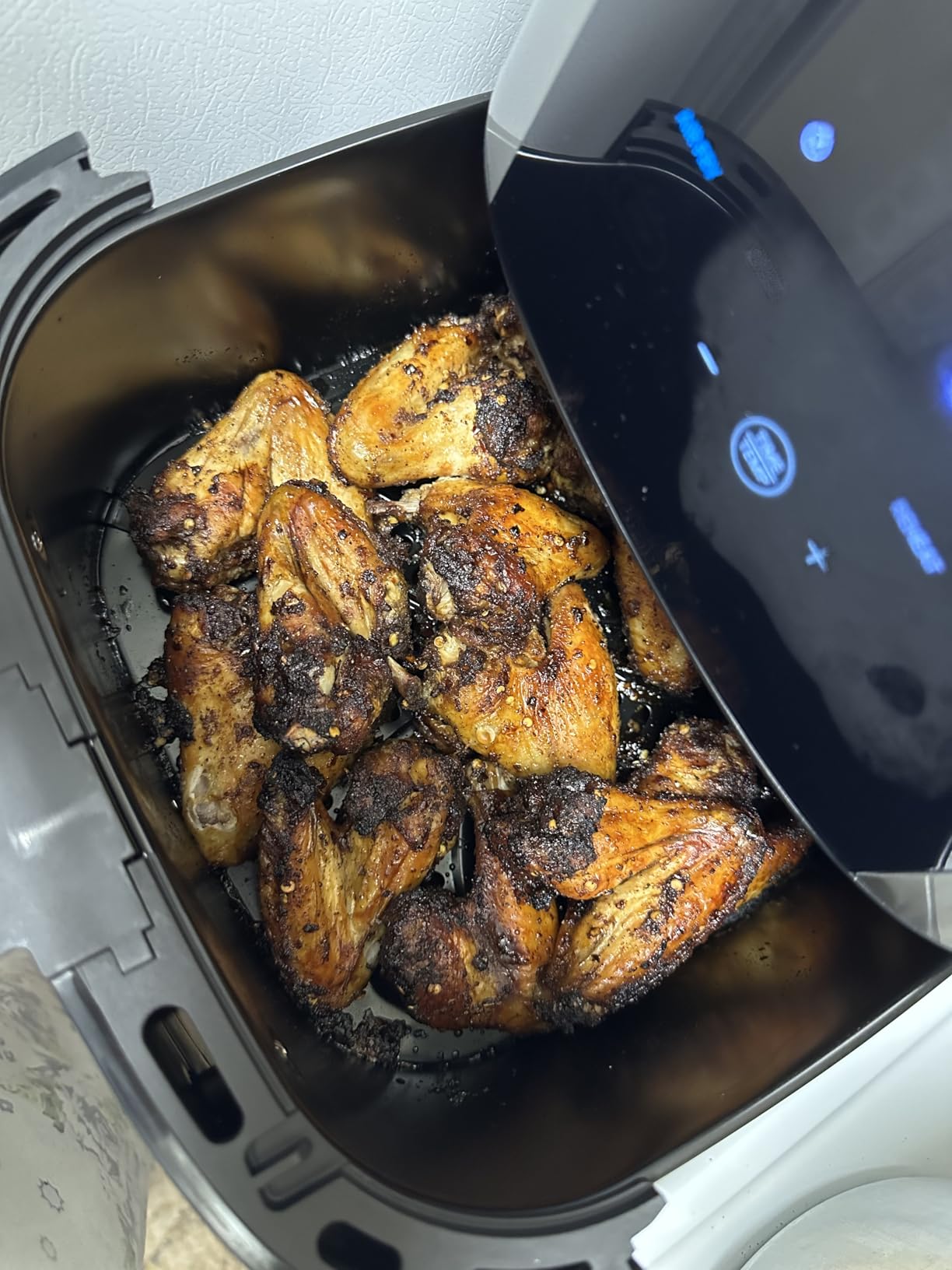Chefman Air Fryer 8 Qt, TurboFry 4-in-1 with 450F Hi-Fry Option for Crispier Results, Air Fry, Bake, Dehydrate, Frozen, XL Nonstick Dishwasher-Safe Basket, Stainless Steel - Customer Photo 2