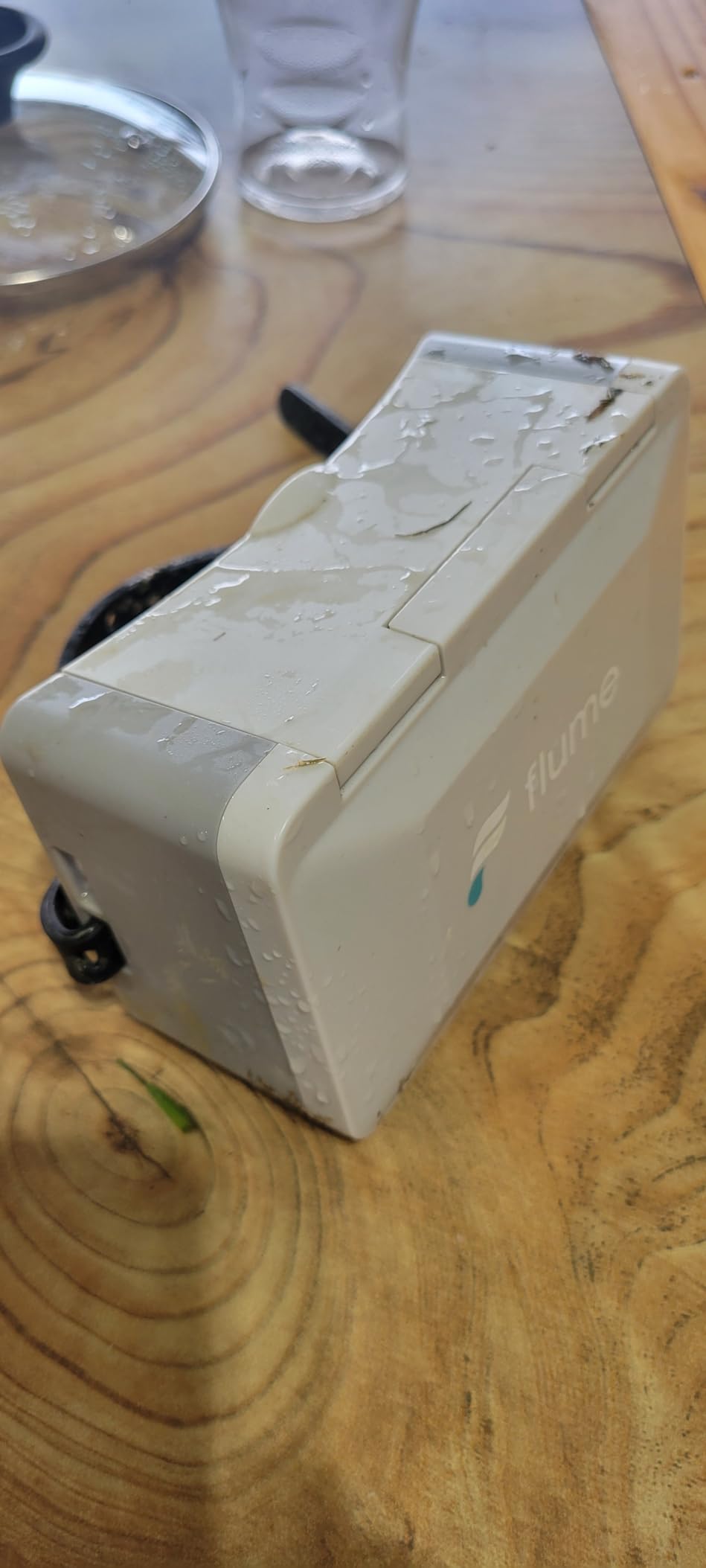 Flume 2 Smart Home Water Monitor & Leak Detector – WiFi Connected, Real-Time Usage Tracking & Alerts – Works with Compatible Residential Water Meters - Customer Photo 1