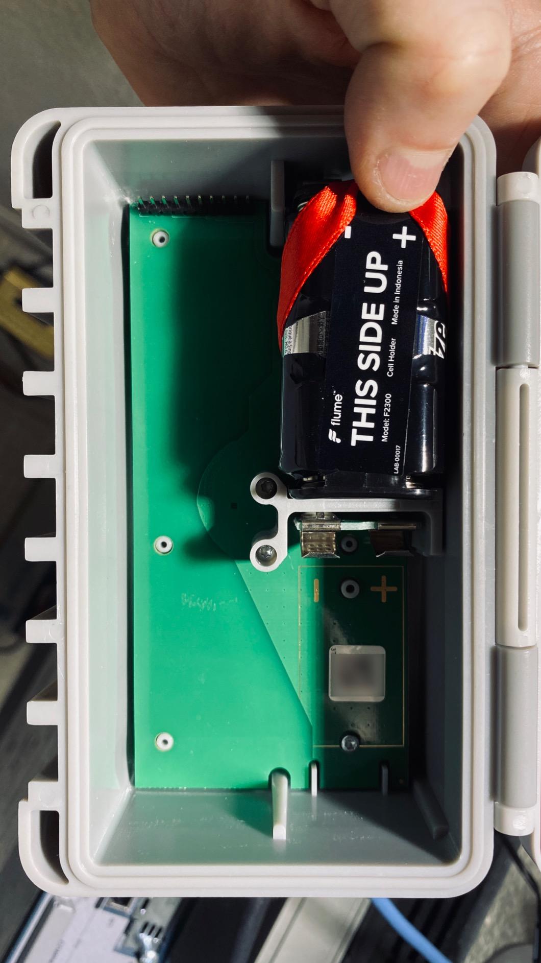 Flume 2 Smart Home Water Monitor & Leak Detector – WiFi Connected, Real-Time Usage Tracking & Alerts – Works with Compatible Residential Water Meters - Customer Photo 2