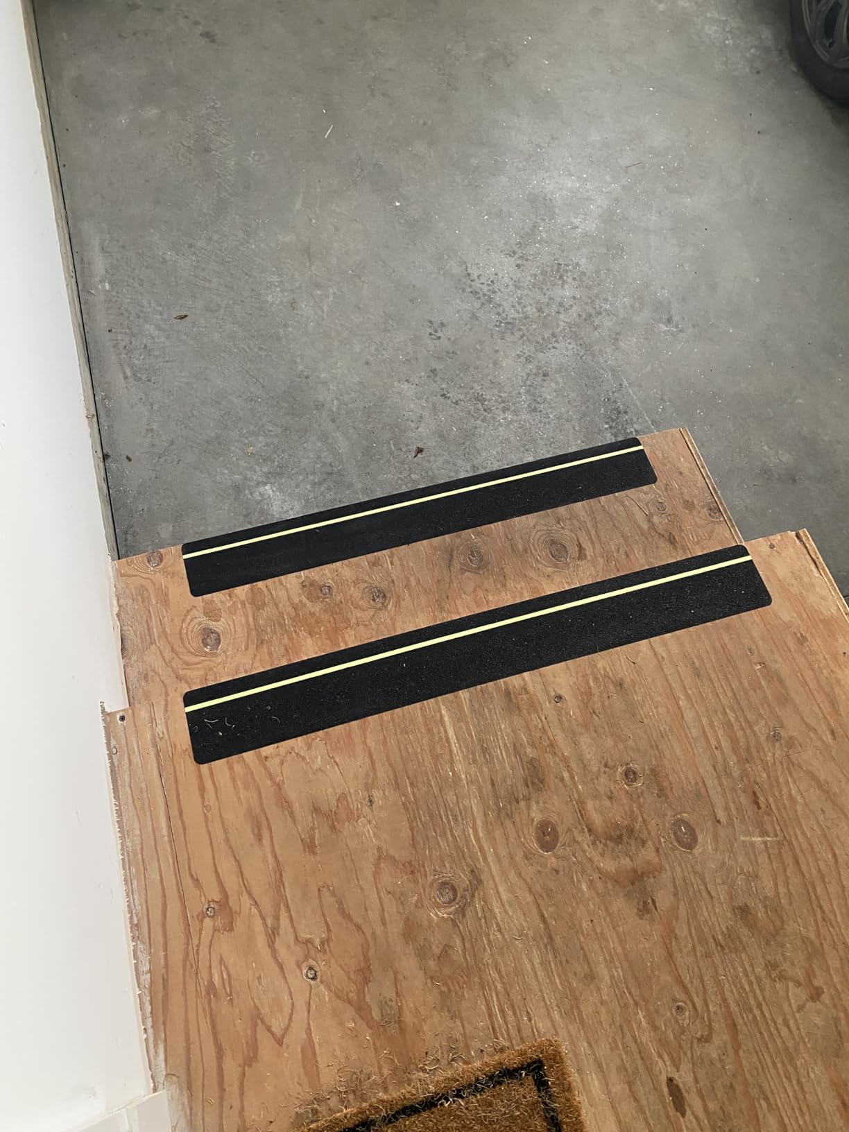 LifeGrip Anti Slip Traction Treads with Glow in Dark Stripe (10-Pack), 6