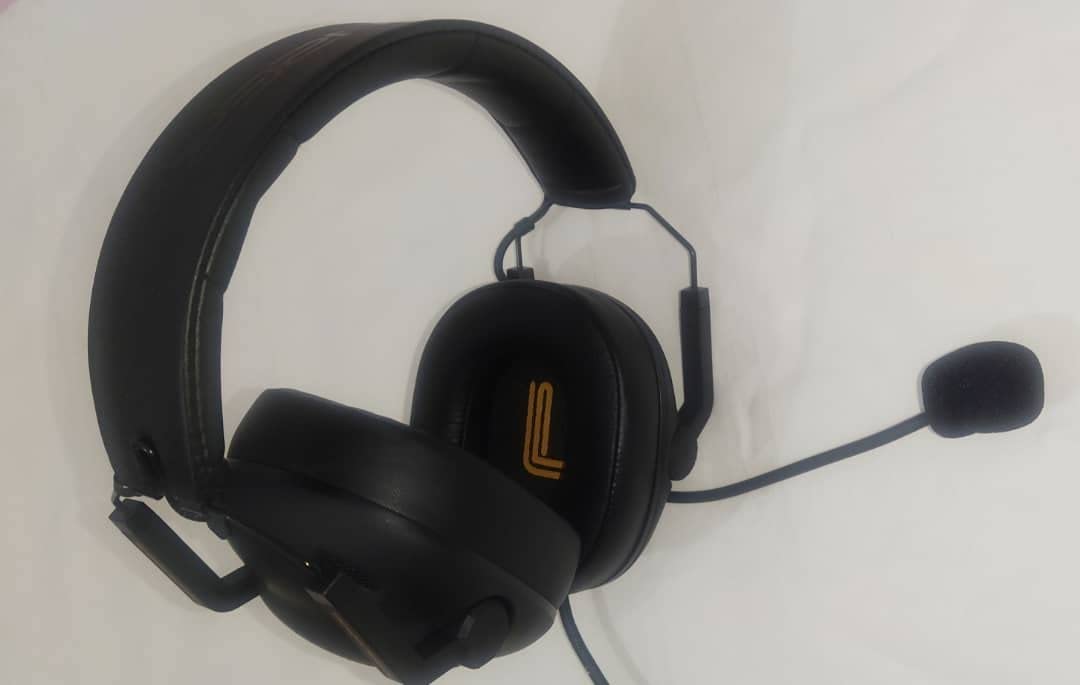 SENZER SG500 Surround Sound Pro Gaming Headset with Noise Cancelling Microphone - Soft Memory Foam Padding - Portable Foldable Headphones for PC, PS4, PS5, Xbox One, Switch - Black - Customer Photo 2