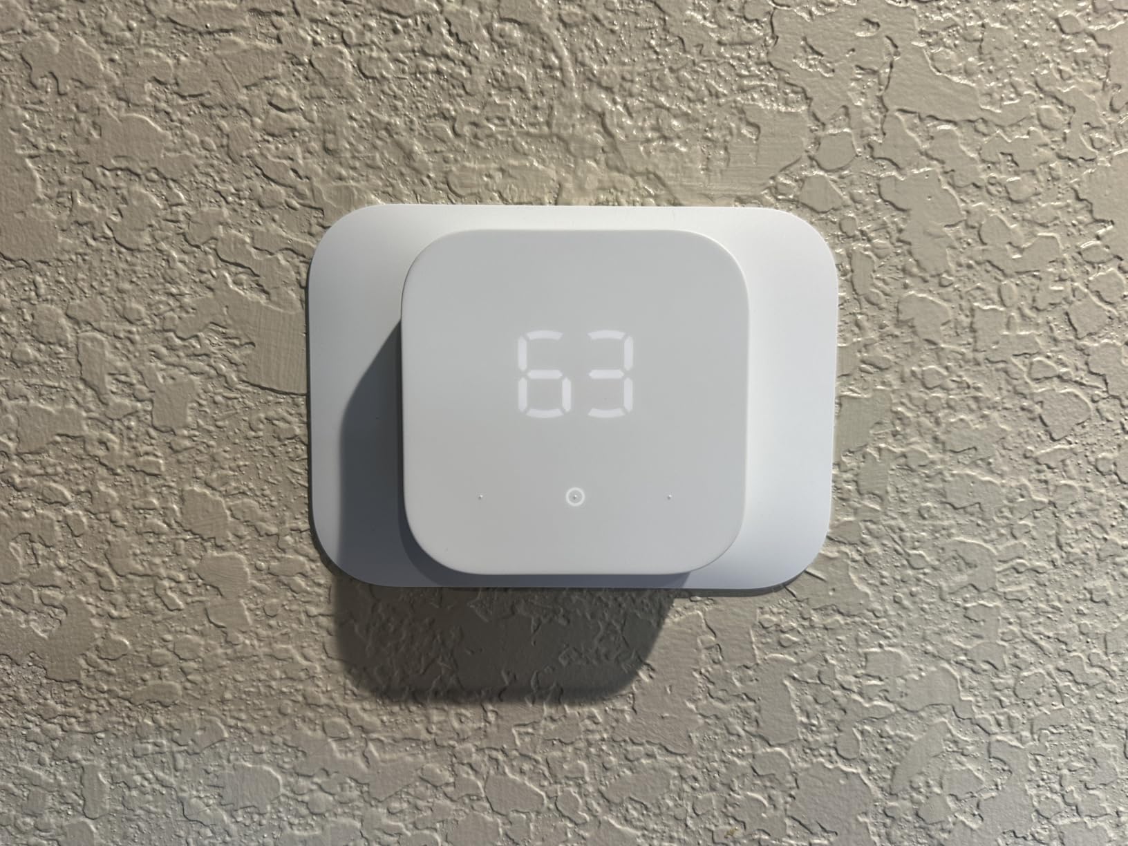 Amazon Smart Thermostat – Save money and energy - Works with Alexa and Ring - C-wire required - Customer Photo 1