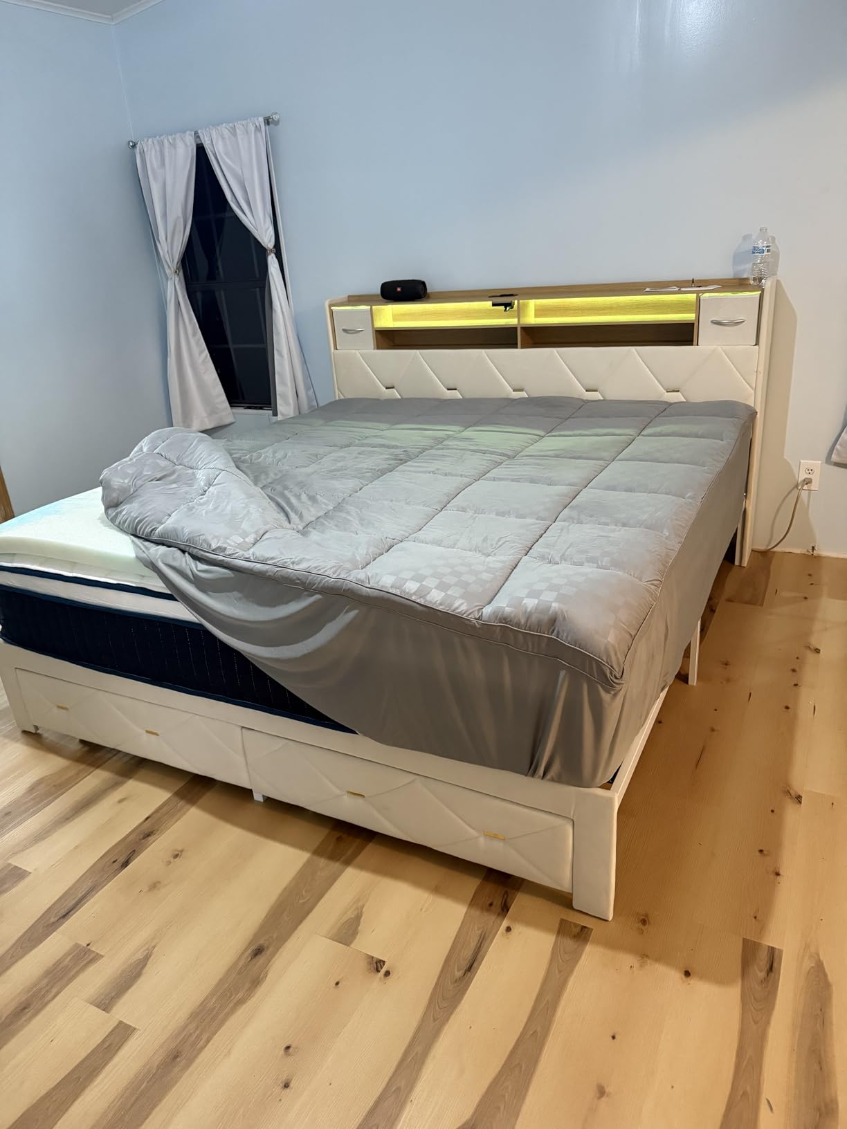 MATBEBY King Size Mattress Pad - Cooling Breathable Mattress Topper, Quilted Fitted Mattress Protector, Pillow Top Mattress Cover with 8-21