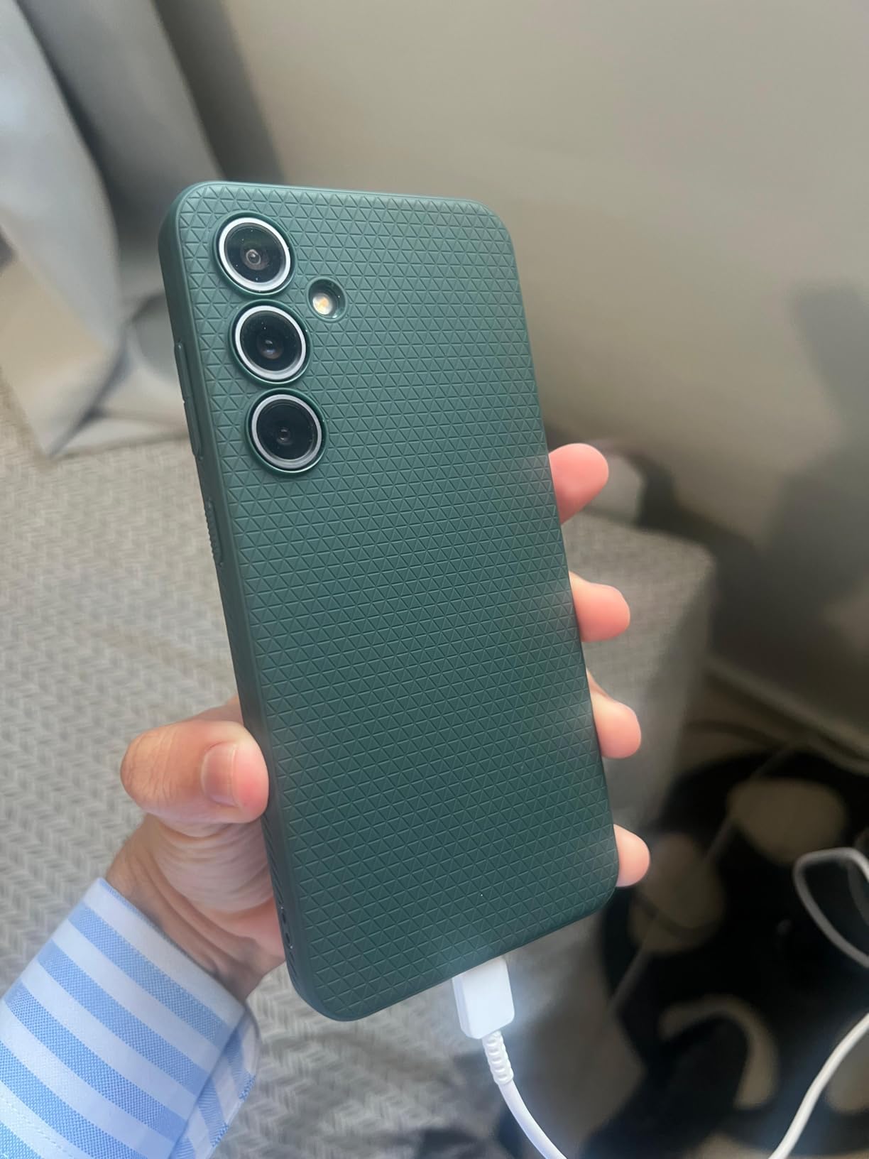 Spigen Liquid Air [Military Grade] Designed for Galaxy S21 Case (2021) - Matte Black - Customer Photo 1