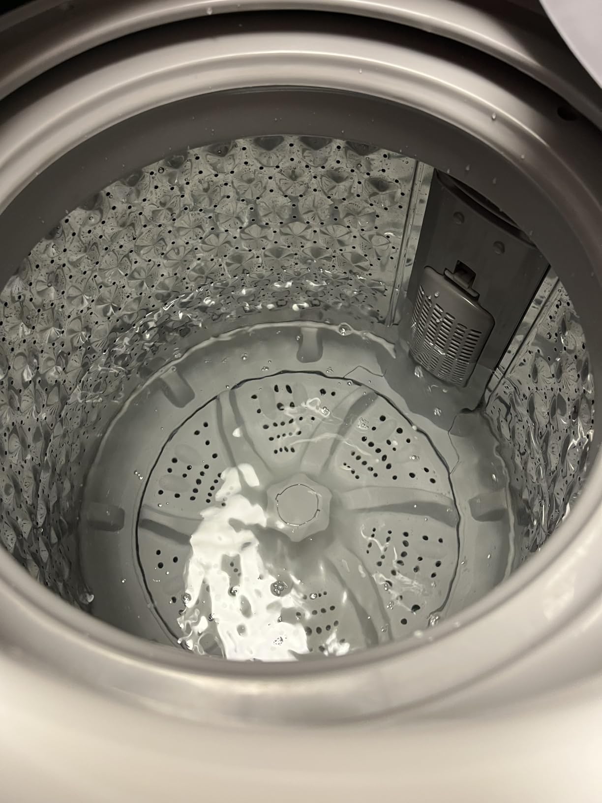 BLACK+DECKER Small Portable Washer, Washing Machine for Household Use, Portable Washer 2.0 Cu. Ft. with 6 Cycles, Transparent Lid & LED Display - Customer Photo 2