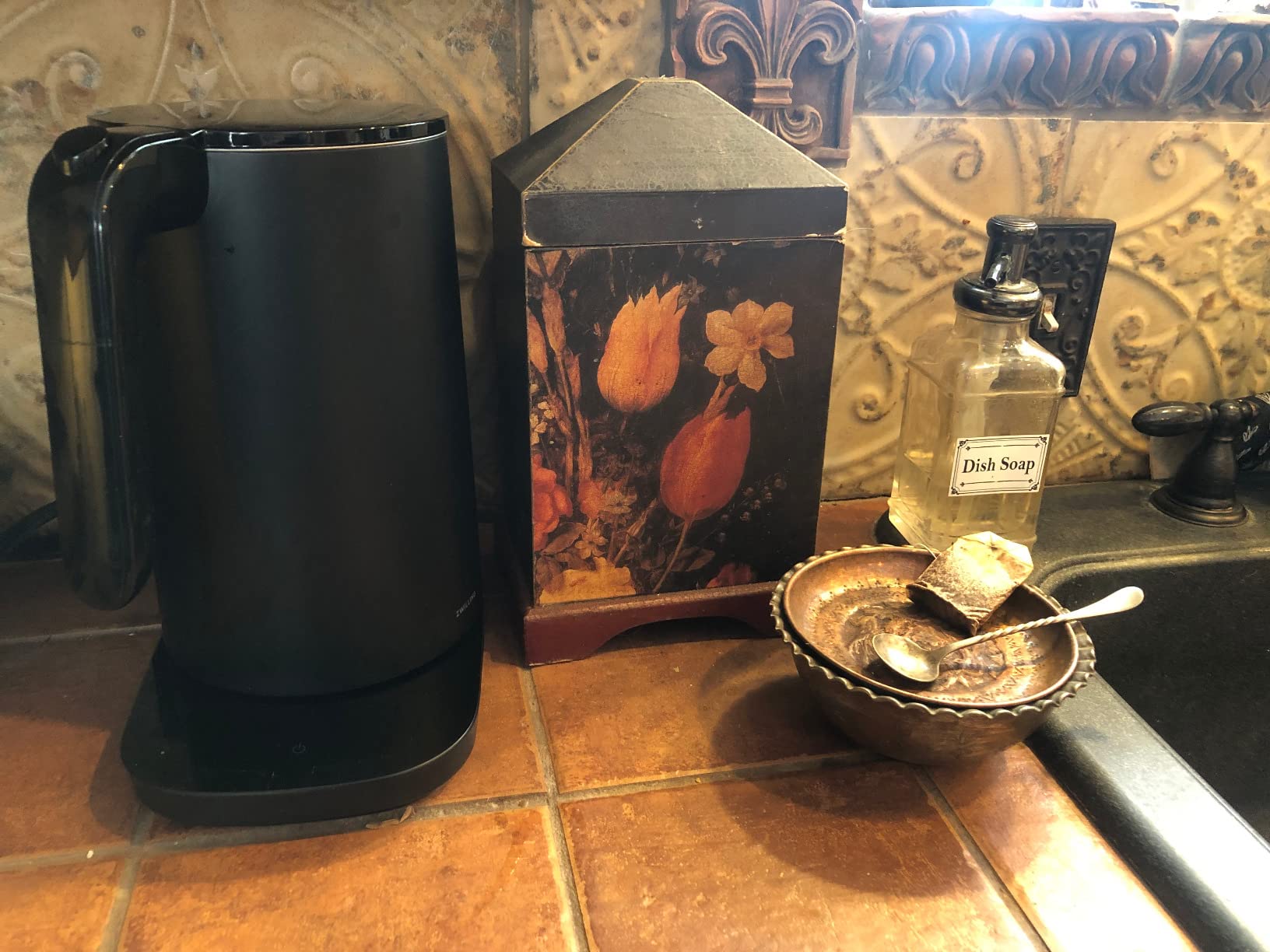 ZWILLING Enfinigy Cool Touch 1.5-Liter Electric Kettle Pro, Cordless Tea Kettle & Hot Water - Black - Customer Photo 1