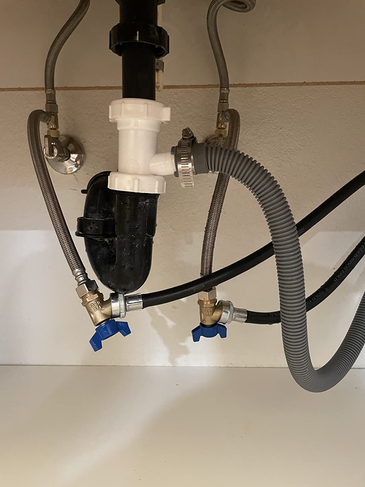 LG WM4000HBA 4.5 Cu. Ft. Smart Front-Load Washer, High-Efficiency Laundry Machine with Wi-Fi Connectivity, Black Steel - Customer Photo 1