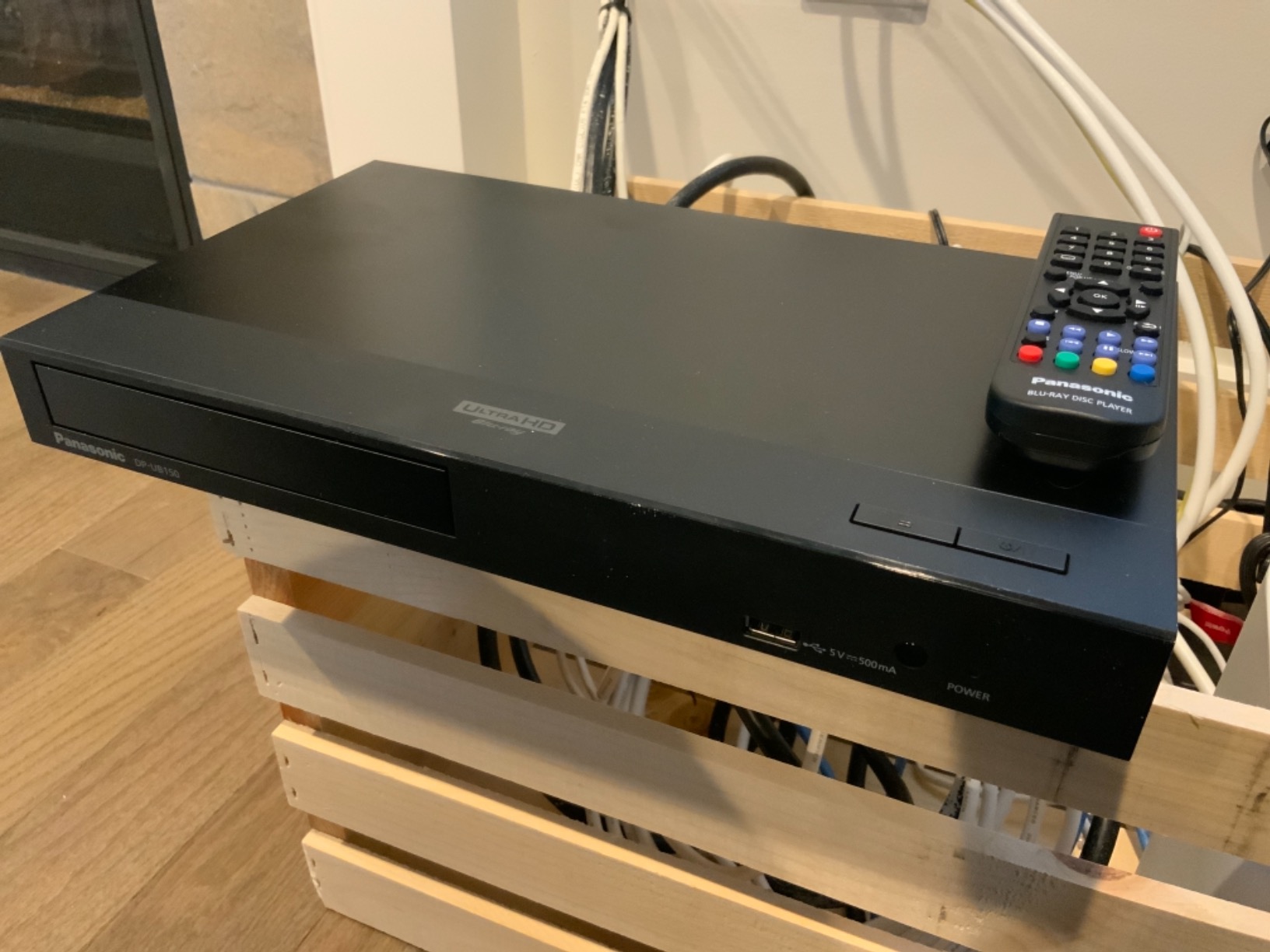 Panasonic 4K Blu Ray Player, Ultra HD Premium Video Playback and Hi-Res Audio - DP-UB150-K (Black) - Customer Photo 2