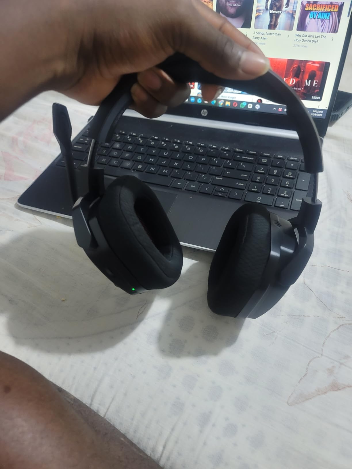 NUBWO Wireless Gaming Headset with Mic for Ps5 Ps4 PC, Zero Interference, 100-Hour Battery All-Day Play, 23ms Sync for Fortnite & Call of Duty/FPS Gamers, Triple Mode All Devices Compatible - Orange - Customer Photo 2