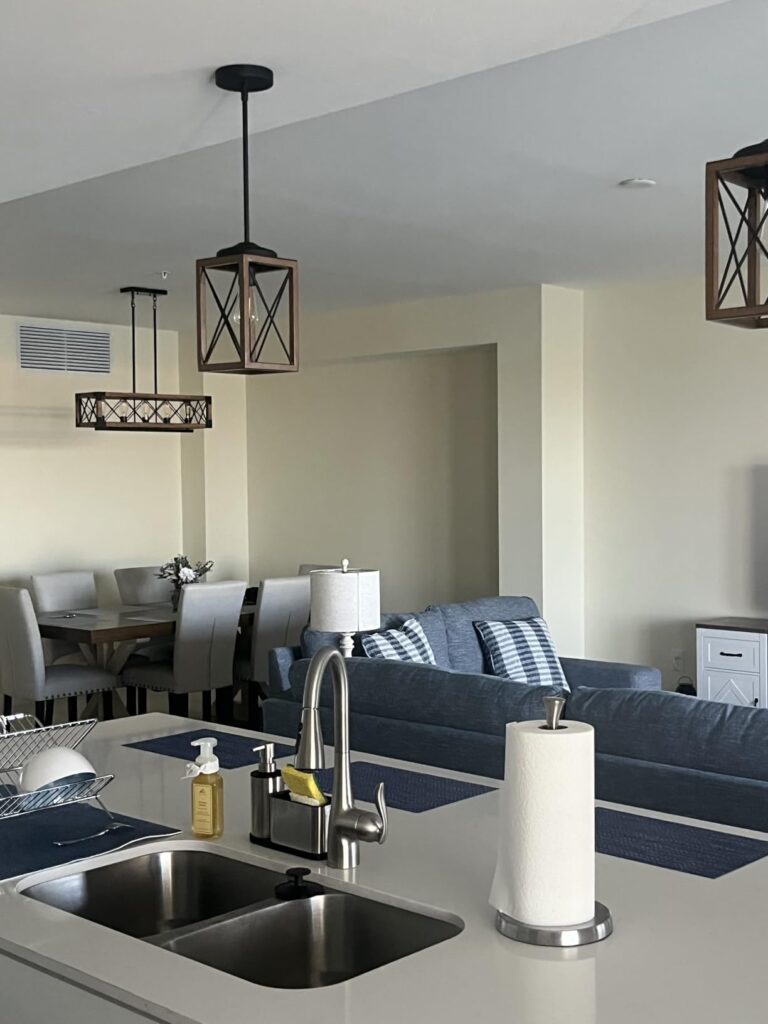 12 Best Pendant Lights for Kitchen Islands