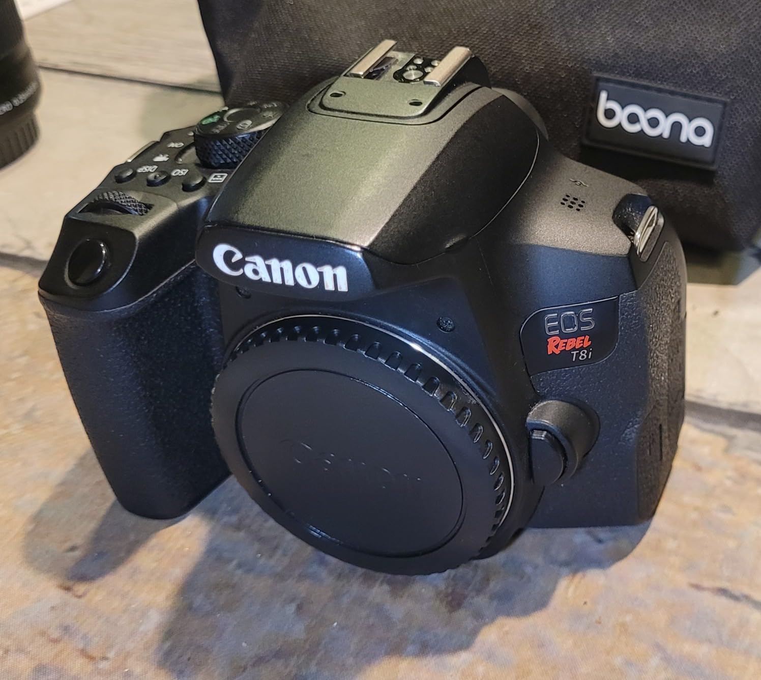 Canon EOS Rebel T8i EF-S 18-55mm is STM Lens Kit, Black (Renewed) - Customer Photo 1