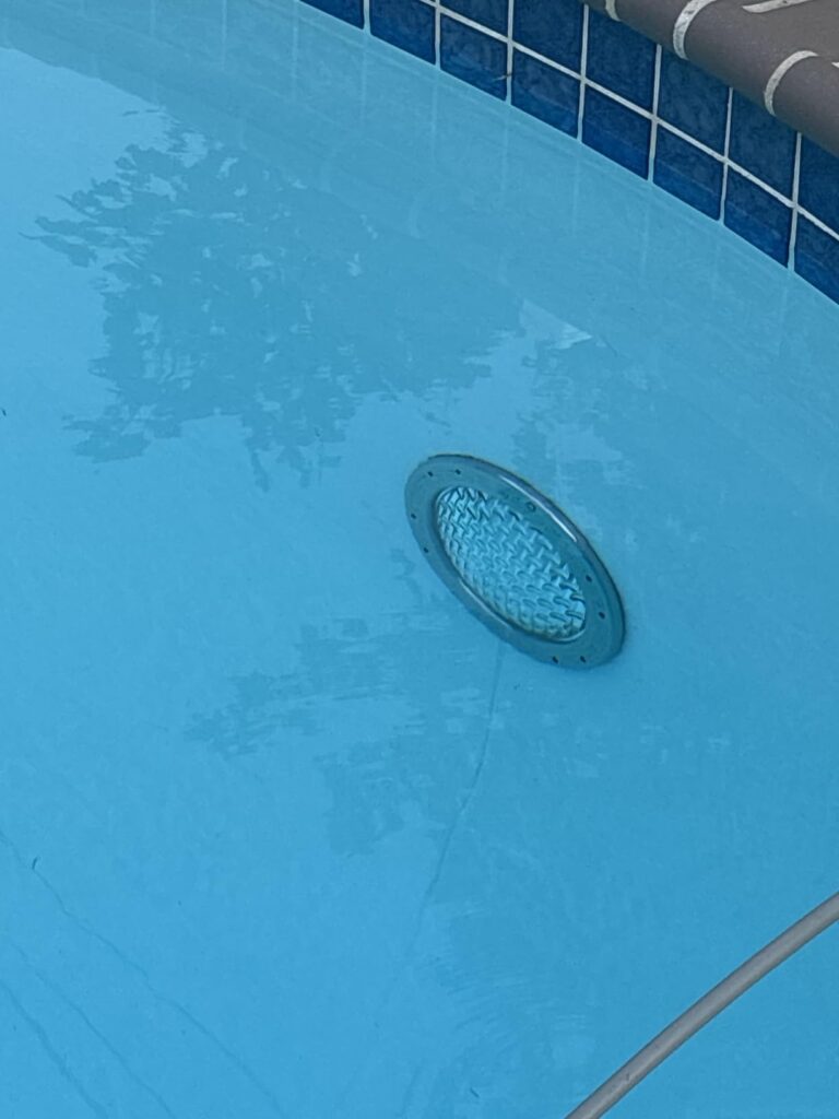 12 Best Pool Lights for Night Swimming