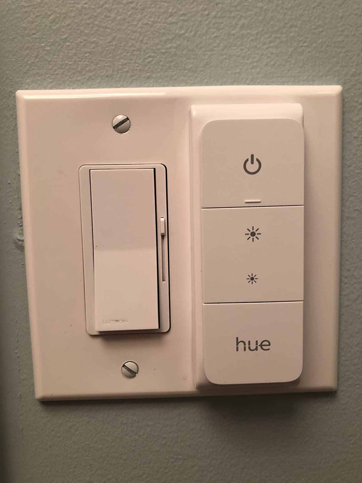Philips Hue Smart Dimmer Switch with Remote, White - 1 Pack - Turns Hue Lights On, Off, Dims or Brightens - Requires Hue Bridge - Easy, No-Wire Installation - Customer Photo 2