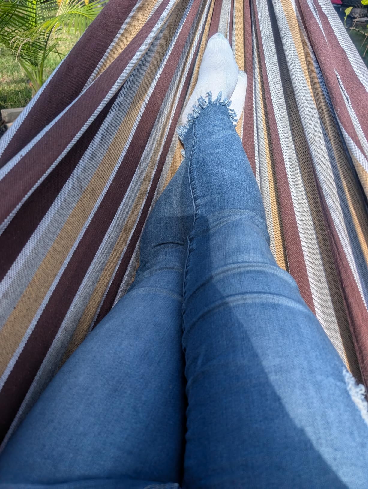 Amazon Basics Double Hammock with 9-Foot Space Saving Steel Stand and Carrying Case, 450 lb Capacity, Beige Stripe with Lace, 110 x 47 x 43 inches - Customer Photo 2