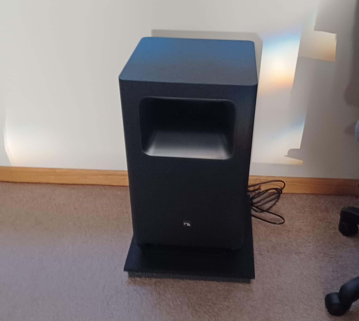 Nakamichi Shockwafe Ultra 9.2.4 Channel Dolby Atmos/DTS:X Soundbar with Dual 10