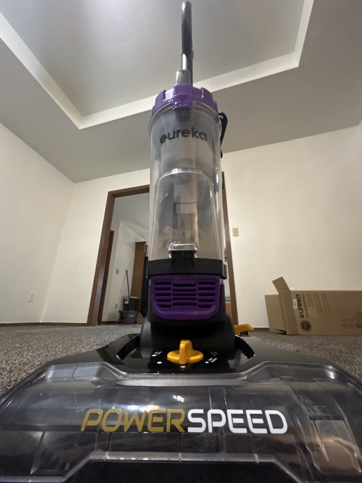 Eureka PowerSpeed Lightweight Upright Vacuum Cleaner for Carpet and Hard Floor, Powerful Bagless Upright Vacuum Cleaner for Home Pets, NEU181A, Blue - Customer Photo 4