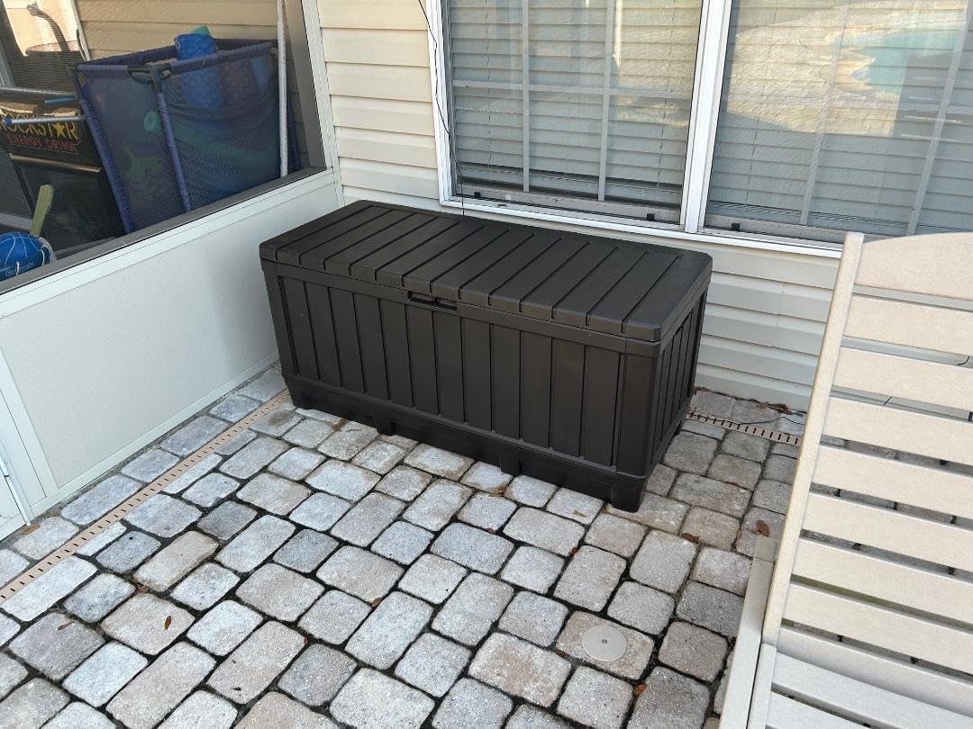 Keter Kentwood 92 Gal Outdoor Storage Box for Patio and Pool Accessories | Brown, Resin, Large, Weatherproof, Lockable, Durable, Easy Assembly, Organization, Patio Cushions Storage customer photo 1