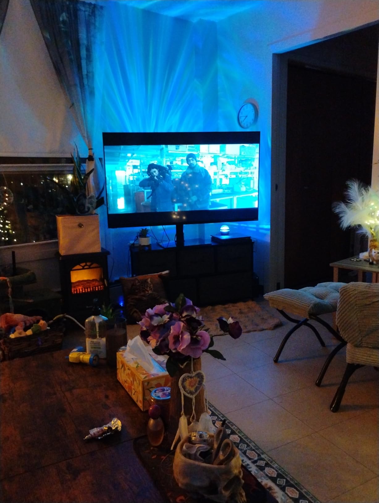 VIZIO 65-Inch V-Series 4K UHD LED Smart TV with Voice Remote, Dolby Vision, HDR10+, Alexa Compatibility, V655-J09, 2022 Model - Customer Photo 1