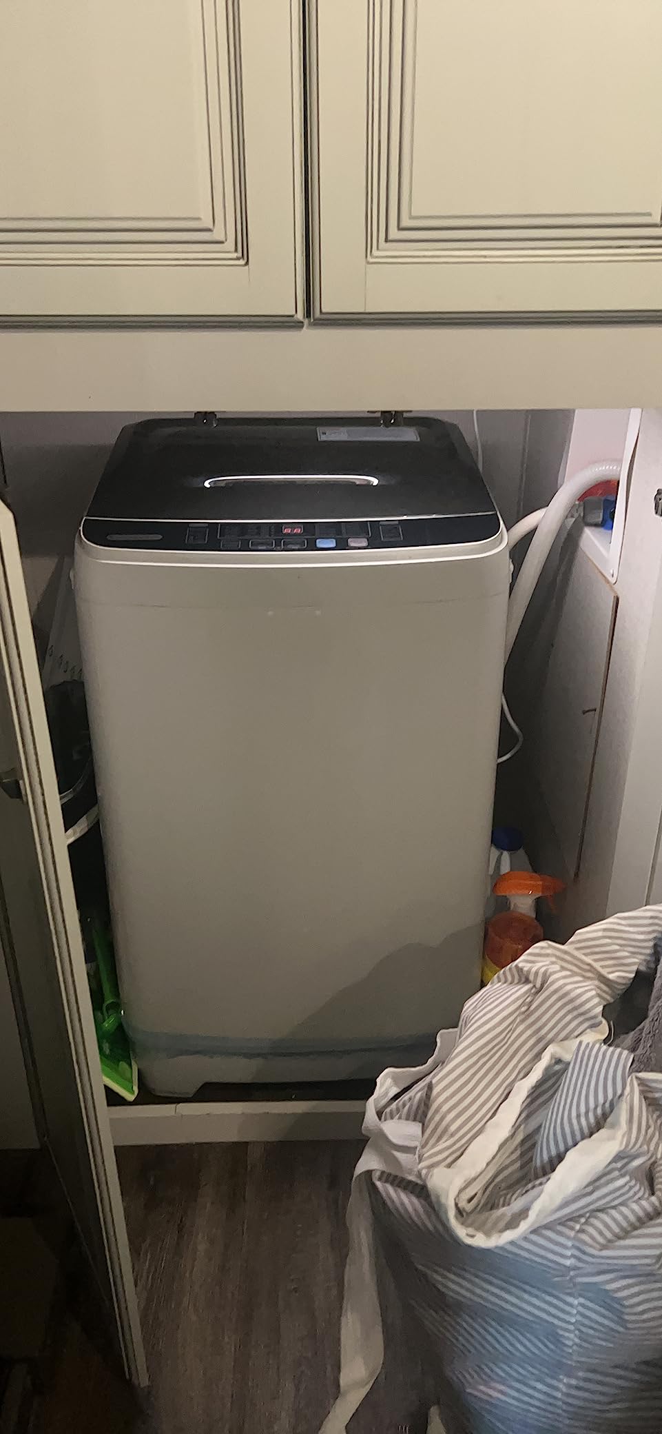 17.8Lbs Portable Washing Machine Nictemaw Portable Washer, 2.3 Cu.ft Washer and Dryer Combo with Drain Pump, 10 Programs 8 Water Level Compact Laundry Washer for Home, Apartment, RV, Dorms - Customer Photo 1