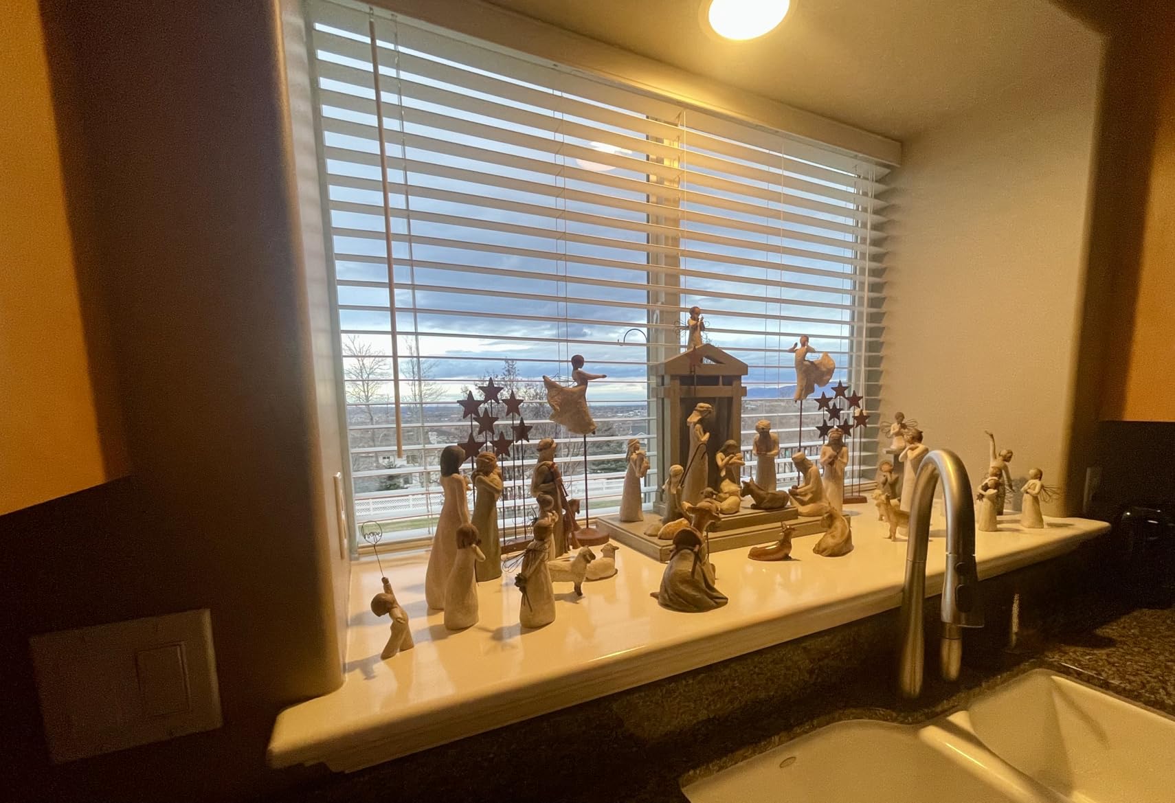 Amazon Basics Smart Switch, Single Pole, Works with Alexa Only, 2.4 GHz Wi-Fi, No Hub Required, White - Customer Photo 2