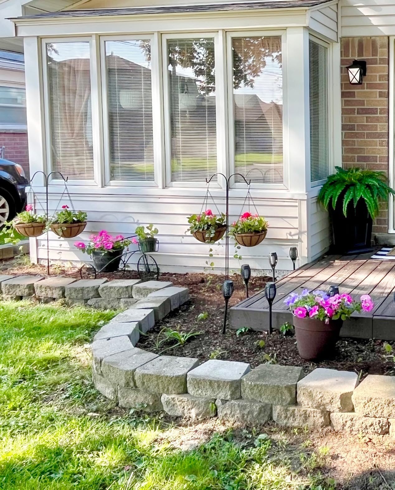 4 Pack Hanging Planter Basket Outdoor Large Hanging Flower Pots Indoor 12 inch with Coco Coir Liner Round Wire Plant Holder Chain Hanging Basket Garden for Home Decor Balcony Office1 - Customer Photo 1