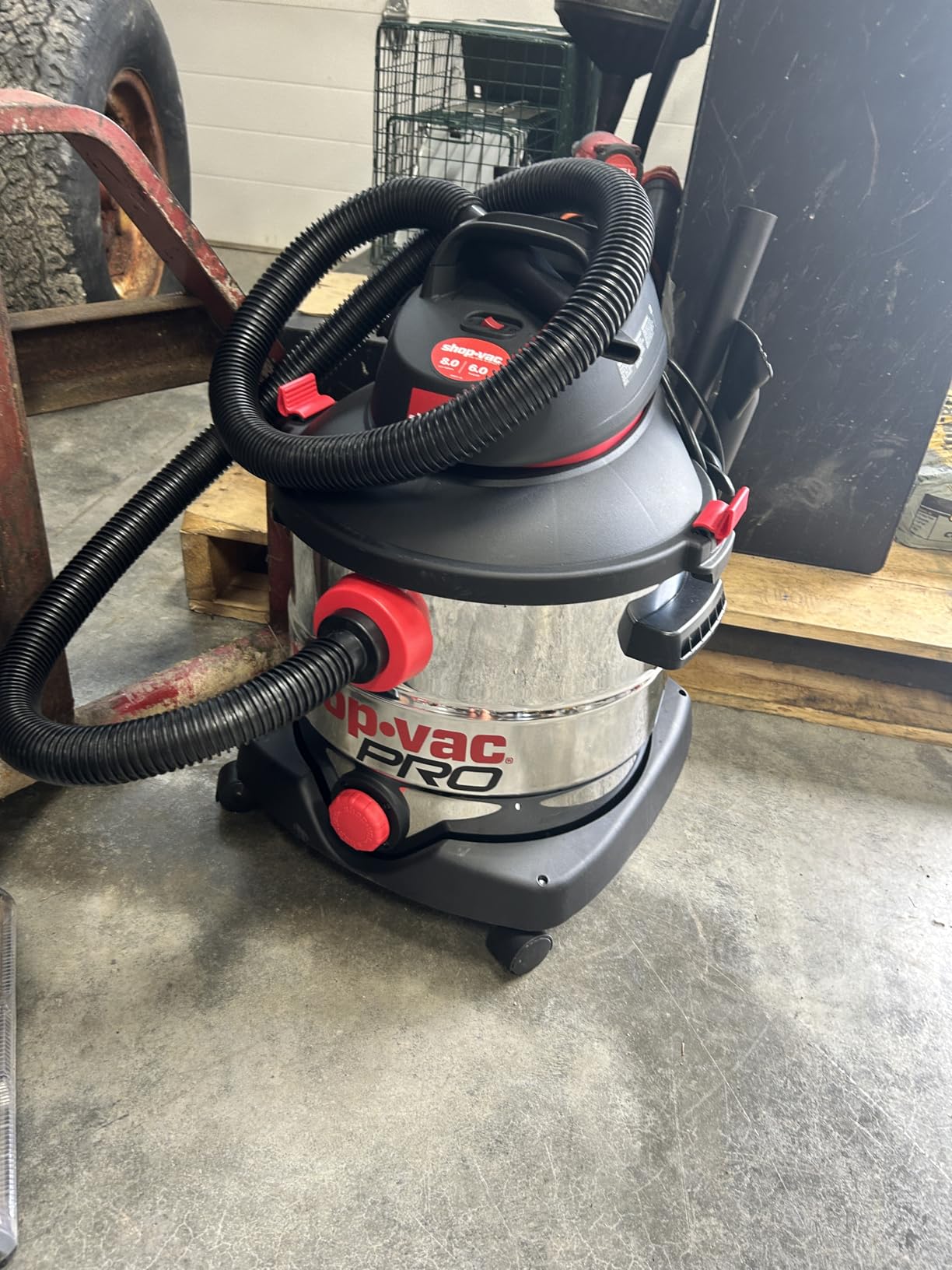 Shop-Vac 12 Gallon 6.0 Peak HP Wet/Dry Vacuum, Stainless Steel Tank, 3 in 1 Function Portable Shop Vacuum with Attachments, Drain Port, Ideal for Jobsite, Garage & Workshop. 5926211 - Customer Photo 1