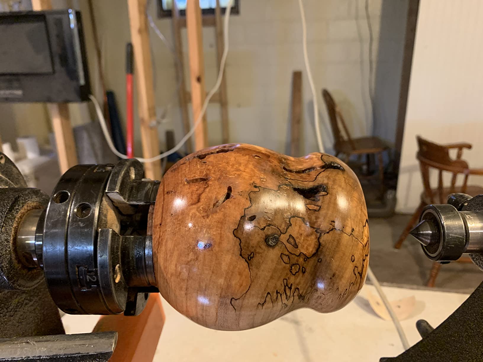 WEN 34035 6-Amp 14-Inch by 20-Inch Variable Speed Benchtop Wood Lathe - Customer Photo 2