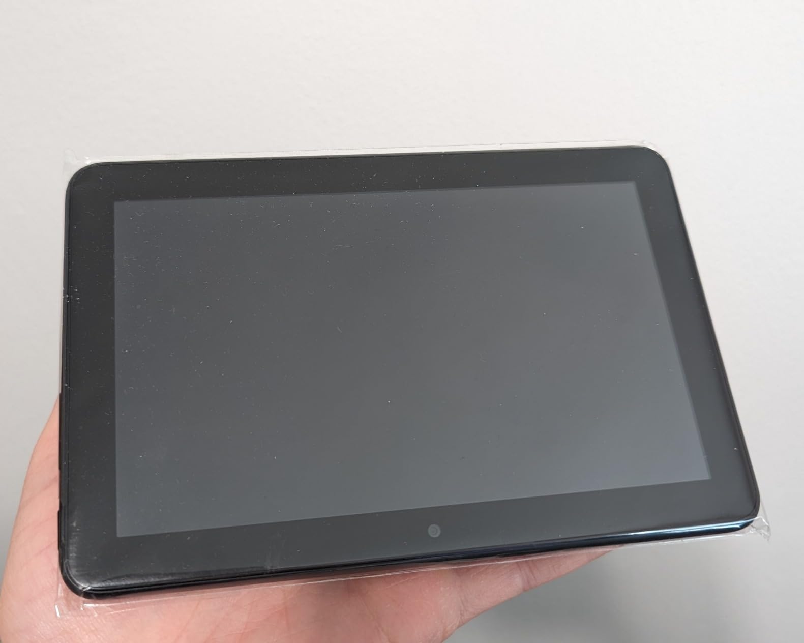 Like-New Amazon Fire 7 tablet (newest model) 7