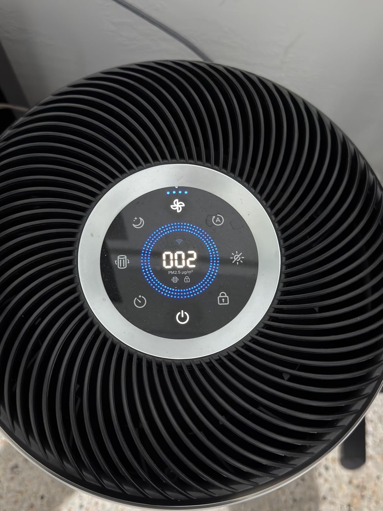 LEVOIT Air Purifiers for Home Large Room Up to 2933 Ft² With HEPA Sleep Mode, AHAM VERIFIDE, Smart WIFI, PM2.5 Monitor, 3-in-1 Filter For Smoke, Pet Allergies, Dust, Alexa Control, Core 600S-P, White customer photo 1