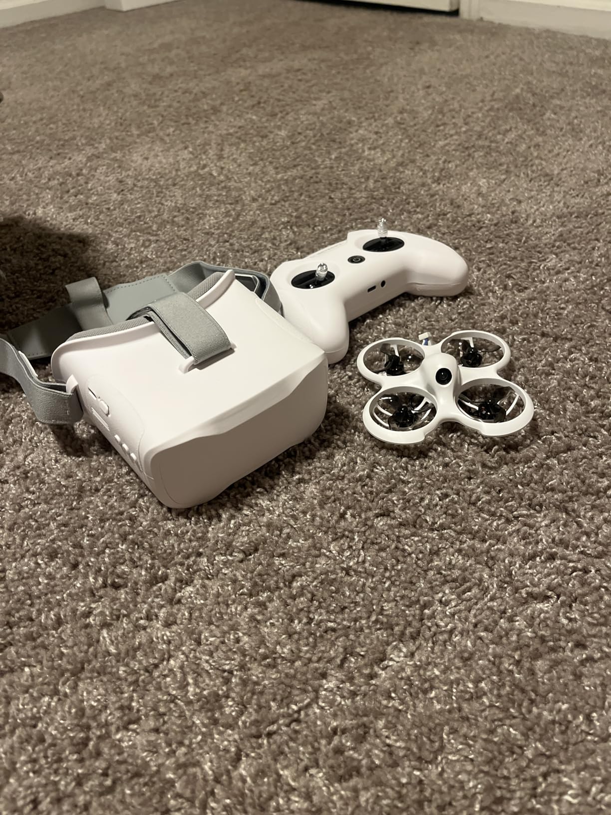 BETAFPV Cetus Pro FPV Kit with 3 Flight Modes Altitude Hold Emergency Landing Self Protection Turtle Mode, with LiteRadio 2 SE Transmitter VR02 Goggles - Customer Photo 2