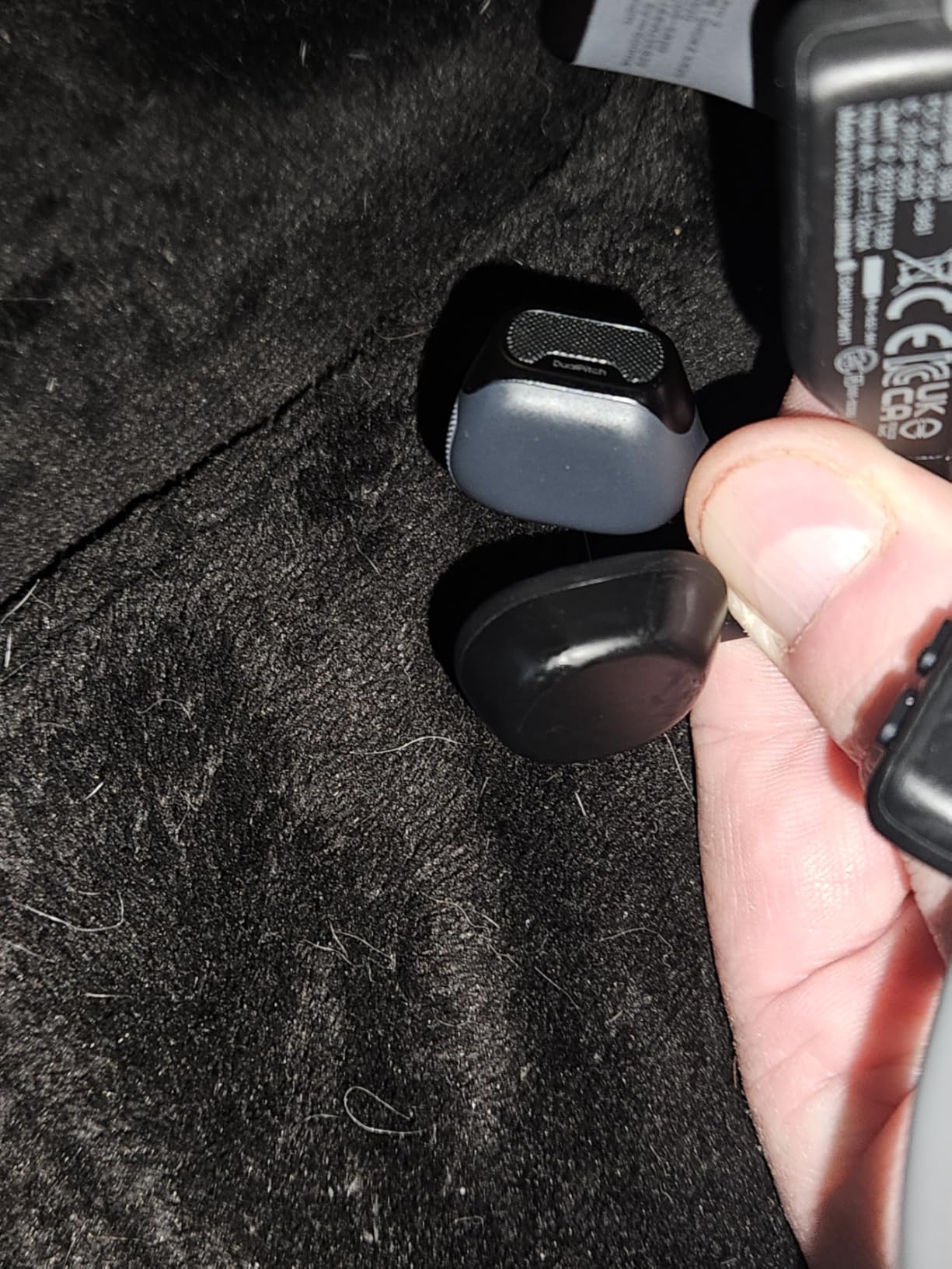 SHOKZ OpenMove - Open-Ear Bluetooth Sport Headphones, Bone Conduction Wireless Earphones, Sweatproof for Running and Workouts, with Sticker Pack, Grey - Customer Photo 1