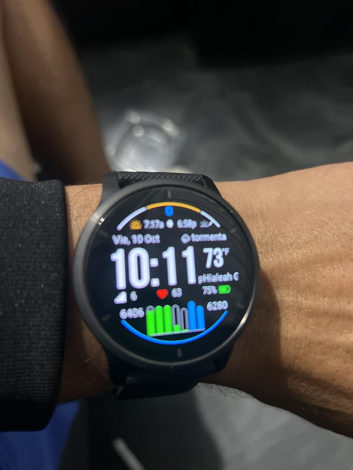 Garmin Venu 2, GPS Smartwatch with Advanced Health Monitoring and Fitness Features, Slate Bezel with Black Case and Silicone Band (Renewed) - Customer Photo 2