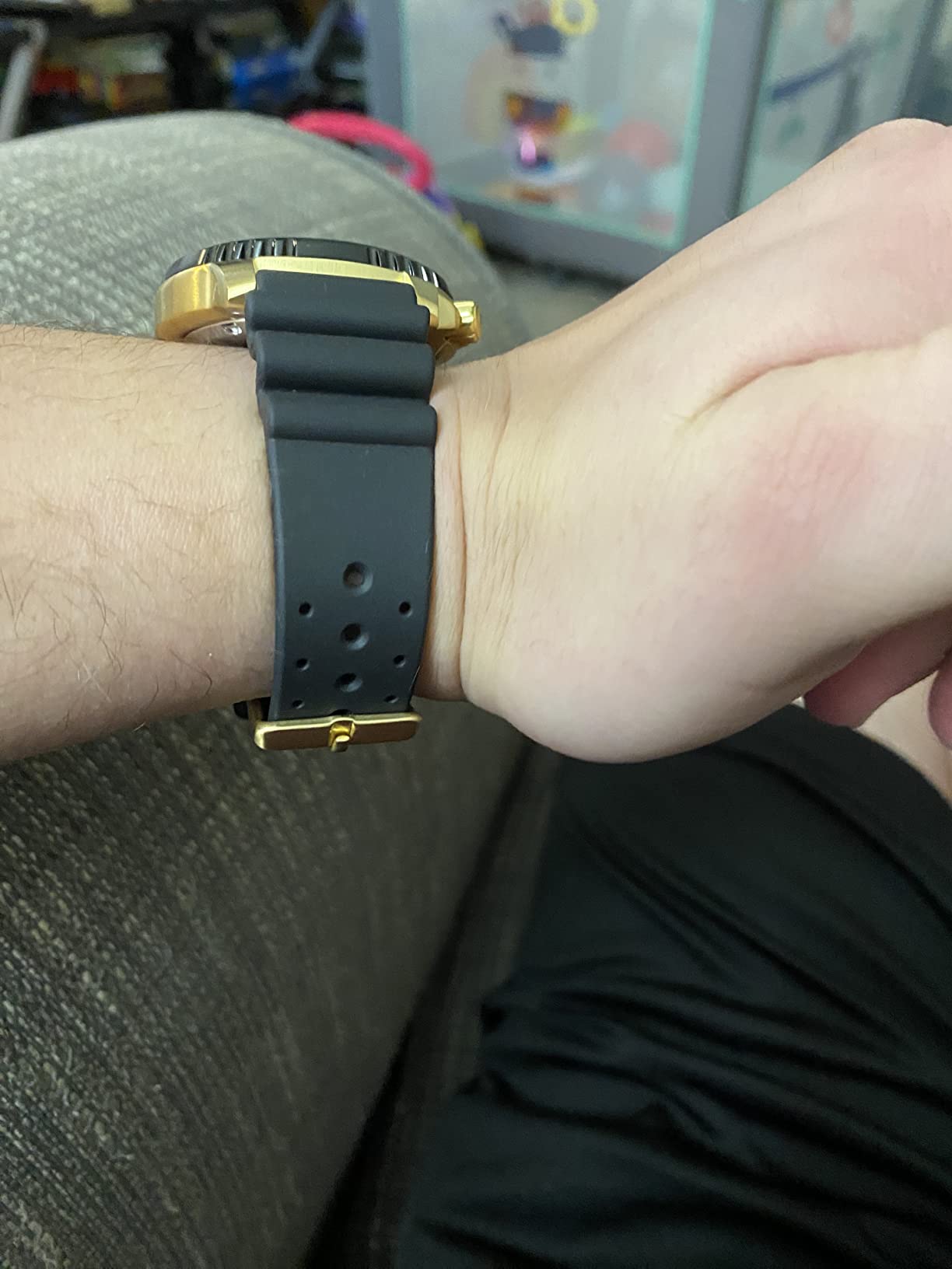 Citizen Promaster Dive Eco-Drive Watch, 3-Hand Date, ISO Certified, Luminous Hands and Markers, Rotating Bezel, Black/Gold Tone - Customer Photo 2