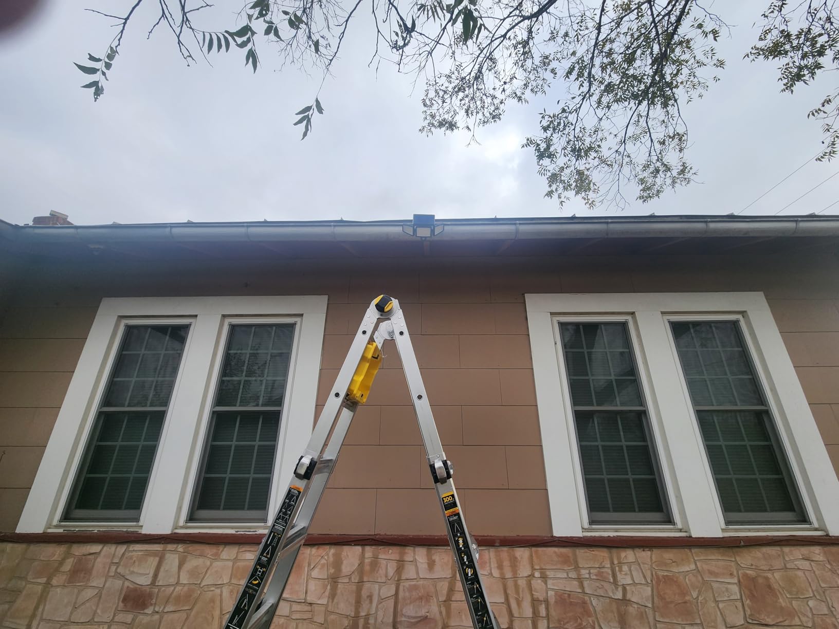 Tuffenough Solar Outdoor Lights 2500LM 210 LED Security Lights with Remote Control, 3 Heads Motion Sensor Lights, IP65 Waterproof, 270° Wide Angle Flood Wall Lights with 3 Modes (2 Packs) - Customer Photo 1