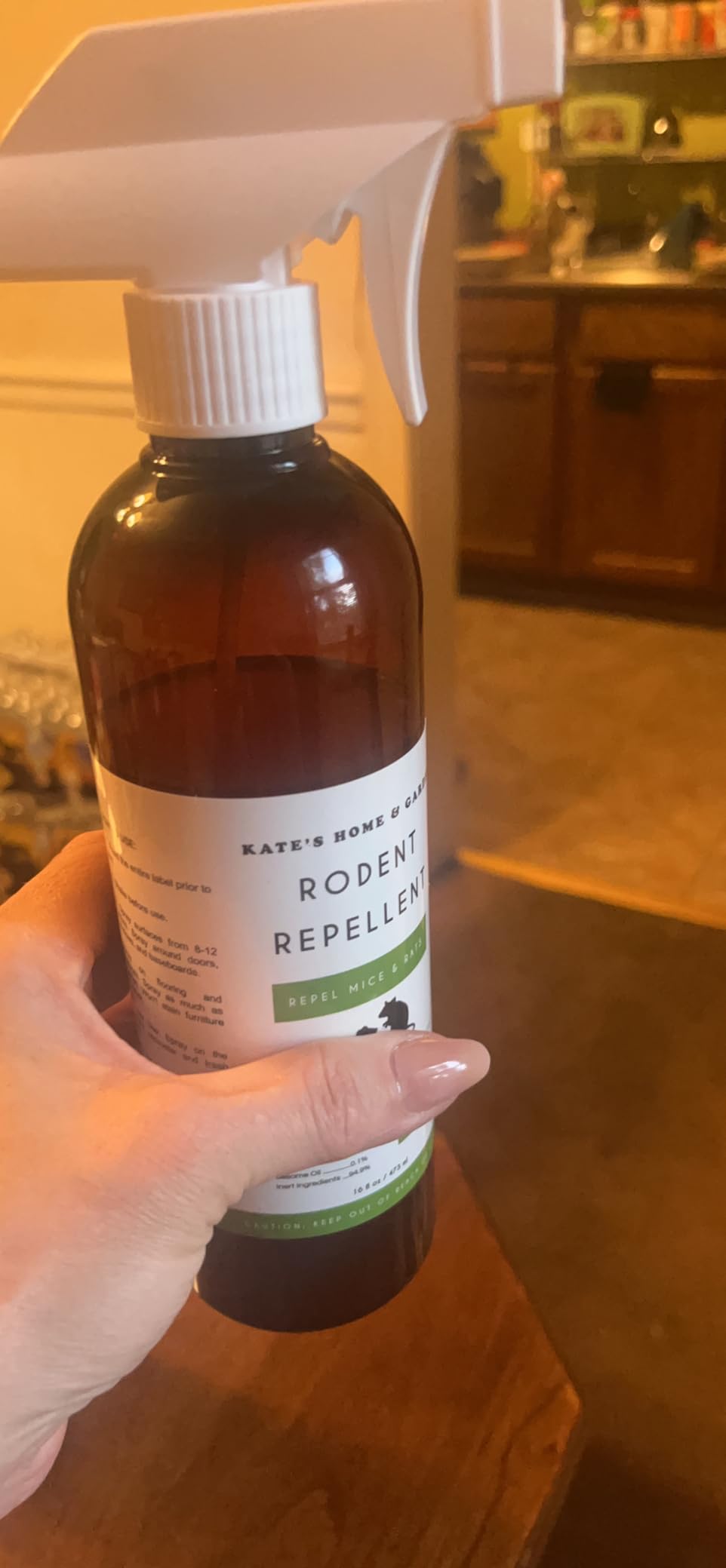 Kate Naturals Peppermint Oil Spray for Rodents, Squirrels, Mouse, Bat, Rat, Car Engines, Mice (16oz, Non-Toxic Rodent Repellent, Pet Safe) - Customer Photo 5