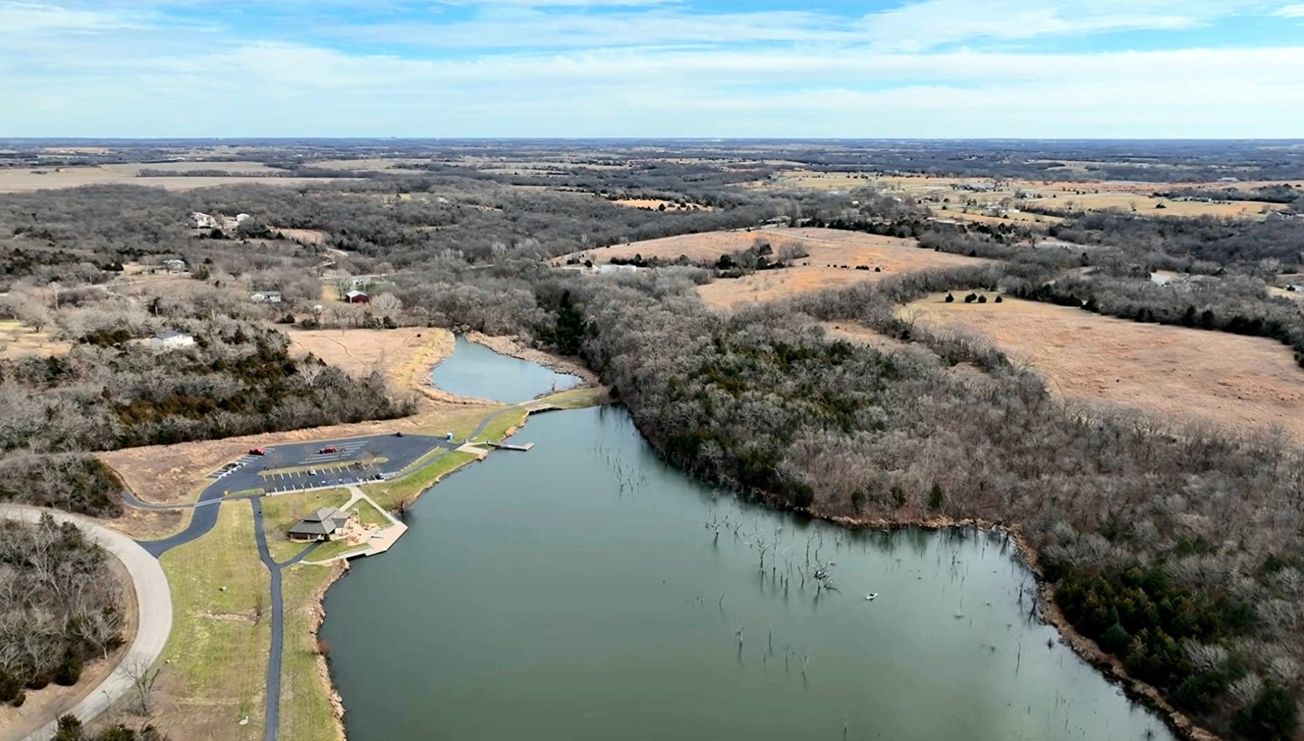 DJI Mavic 3, Drone with 4/3 CMOS Hasselblad Camera, 5.1K Video, Omnidirectional Obstacle Sensing, 46 Mins Flight, Advanced Auto Return, 15km Video Transmission, FAA Remote ID Compliant customer photo 1