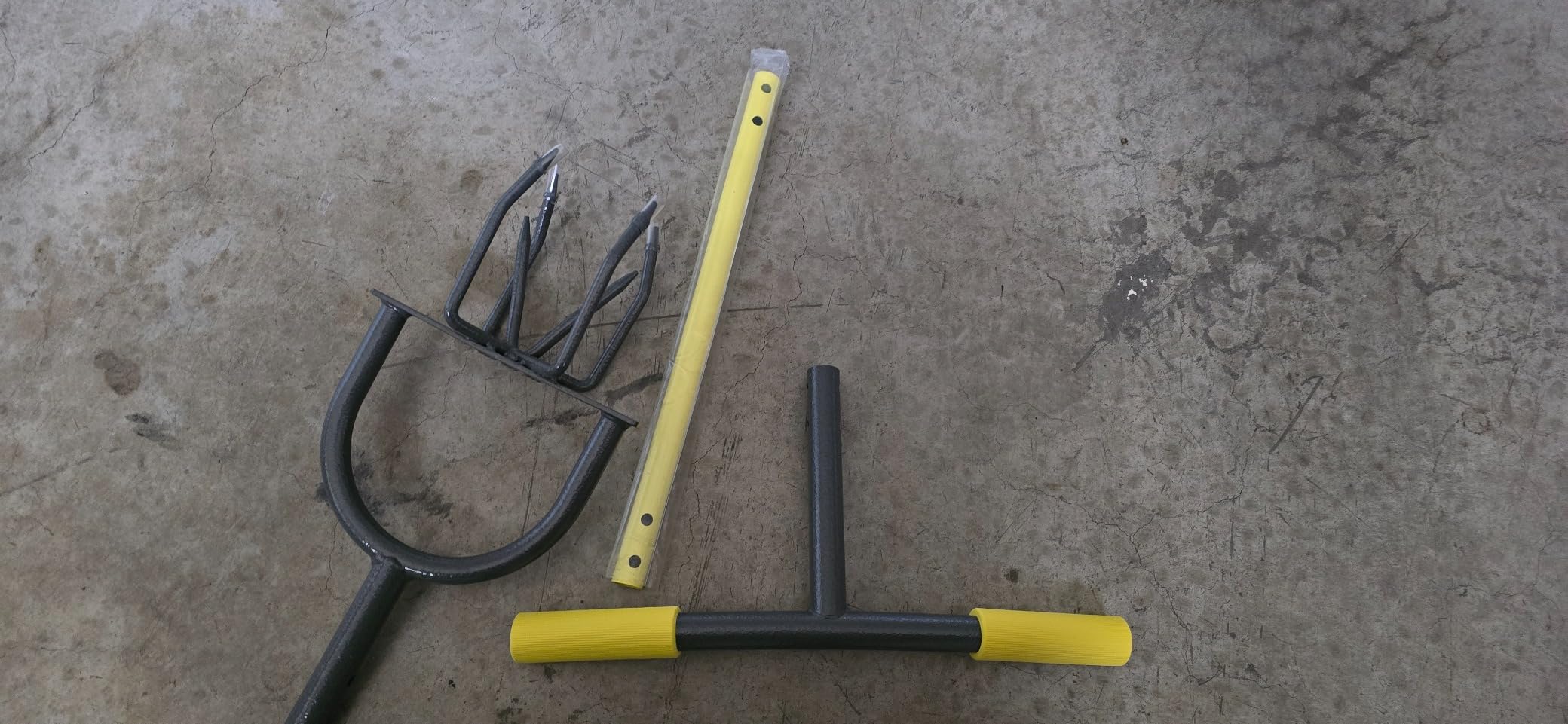 Jardineer Hand Tiller for Gardening, Manual Twist Tiller Cultivator, Heavy Duty Garden Claw, Soil Loosener & Lawn Aerator for Soil Mixing, Garden, Flower Box and Raised Bed customer photo 1