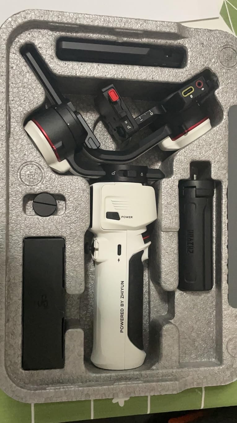 Zhiyun Crane M3 Gimbal 3-Axis Handheld Stabilizer All in One Design for Mirrorless Cameras,Smartphone,Action Cameras(Crane M2 Upgrade Version 2021) customer photo 1