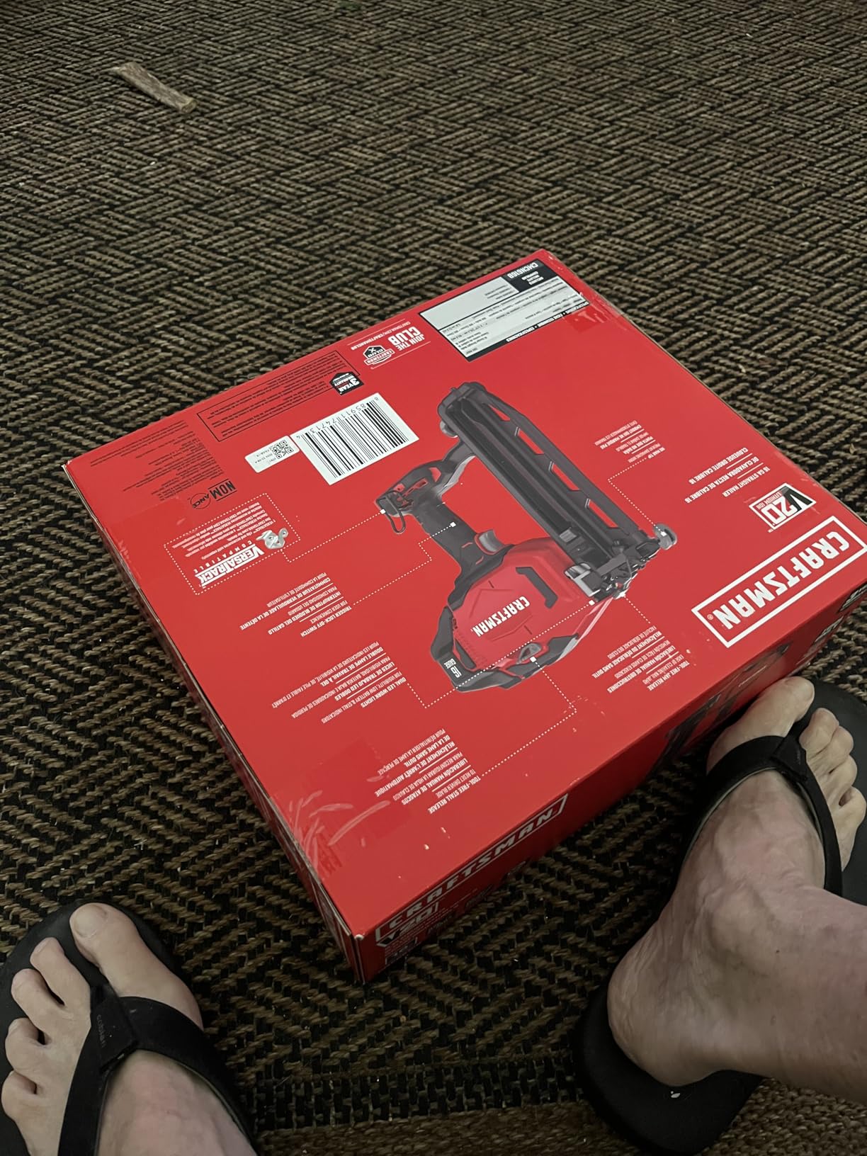 CRAFTSMAN V20 Cordless Finish Nailer, 16 Gauge, Bare Tool Only (CMCN616B) - Customer Photo 1