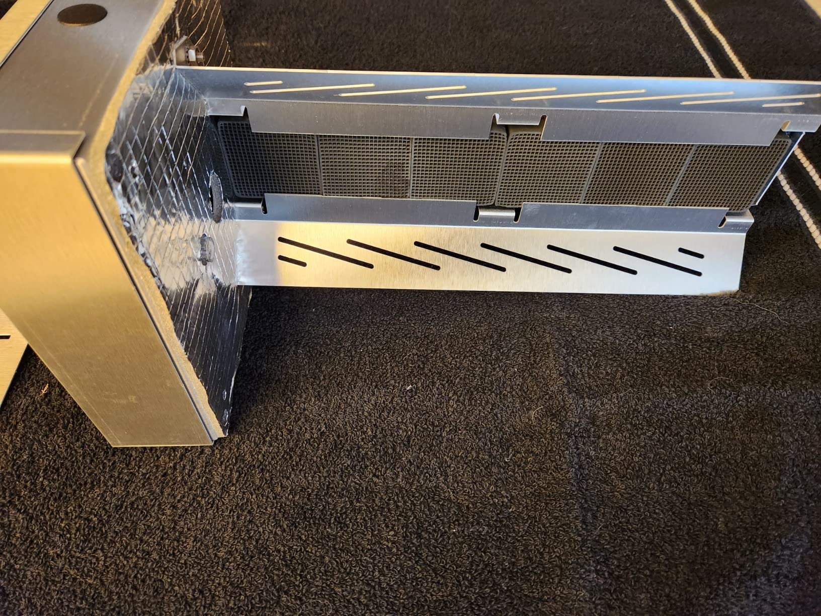 APCO Carbon Cell Matrix HVAC UV Air Purifier with Power Cord, Includes 1-Year UVC Lamp (18-32 VAC Series) - Customer Photo 1