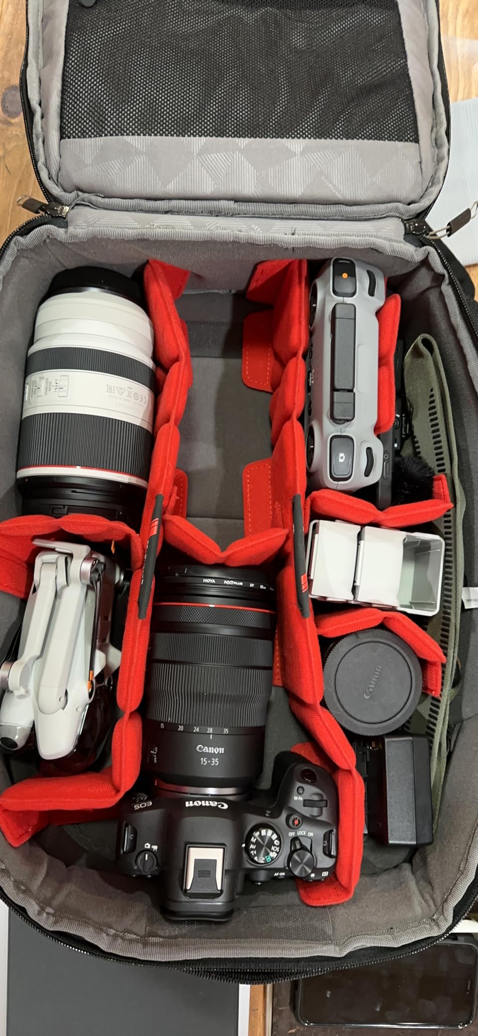 Manfrotto PRO Light Multiloader M, Professional Photographic Backpack for Cameras, 4 Access Points, Multiple Tripod Attachments, 3 Modes of Use, Interchangeable Dividers, Black - Customer Photo 1