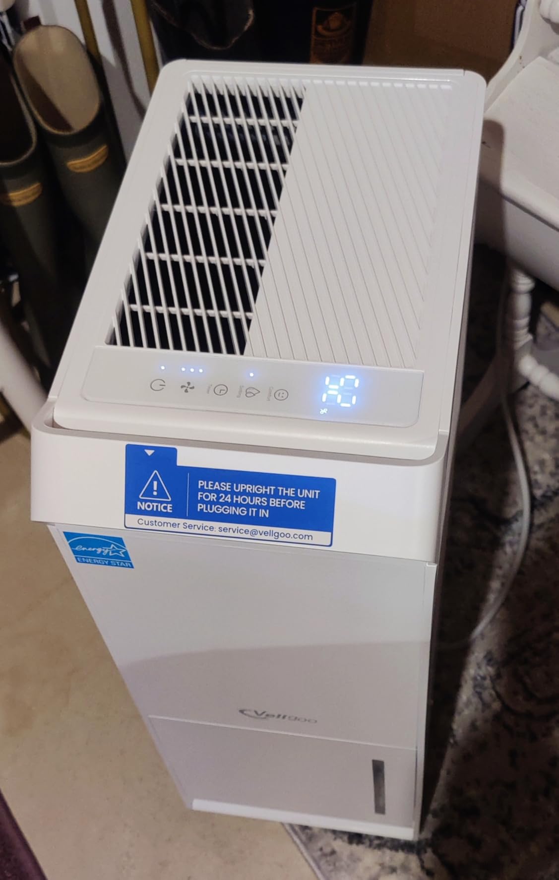 4,500 Sq.Ft Most Efficient Energy Star 2025 Dehumidifier,Vellgoo Max 70 Pint/D (Standard 56 Pint/D) Dehumidifier for Basement with Drain Hose, Smart Humidity Control, for Home, Bathroom, Garage - Customer Photo 2