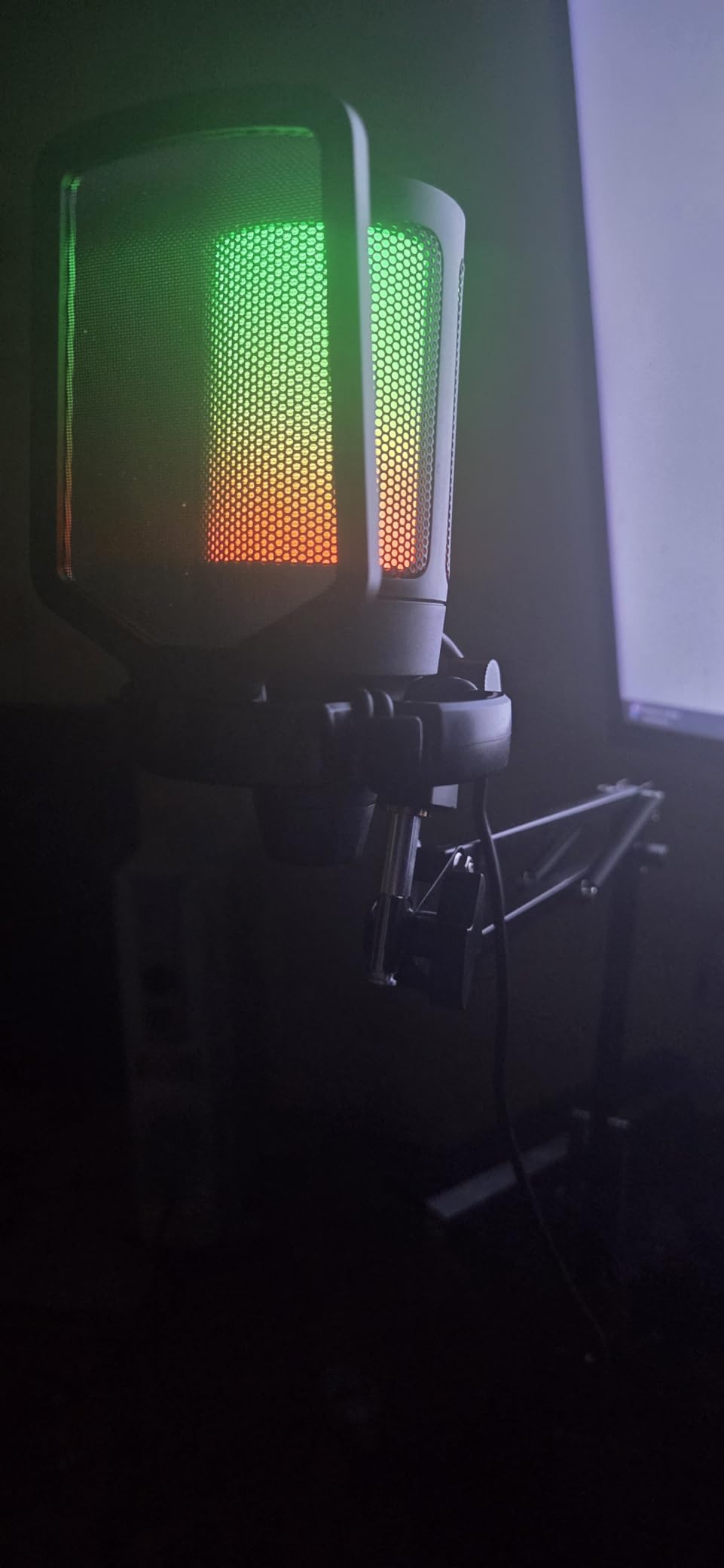 FIFINE Gaming PC USB Microphone, Podcast Condenser Mic with Boom Arm, Pop Filter, Mute Button for Streaming, Twitch, Online Chat, RGB Computer Mic for PS4/5 PC Gamer Youtuber-AmpliGame A6T - Customer Photo 1