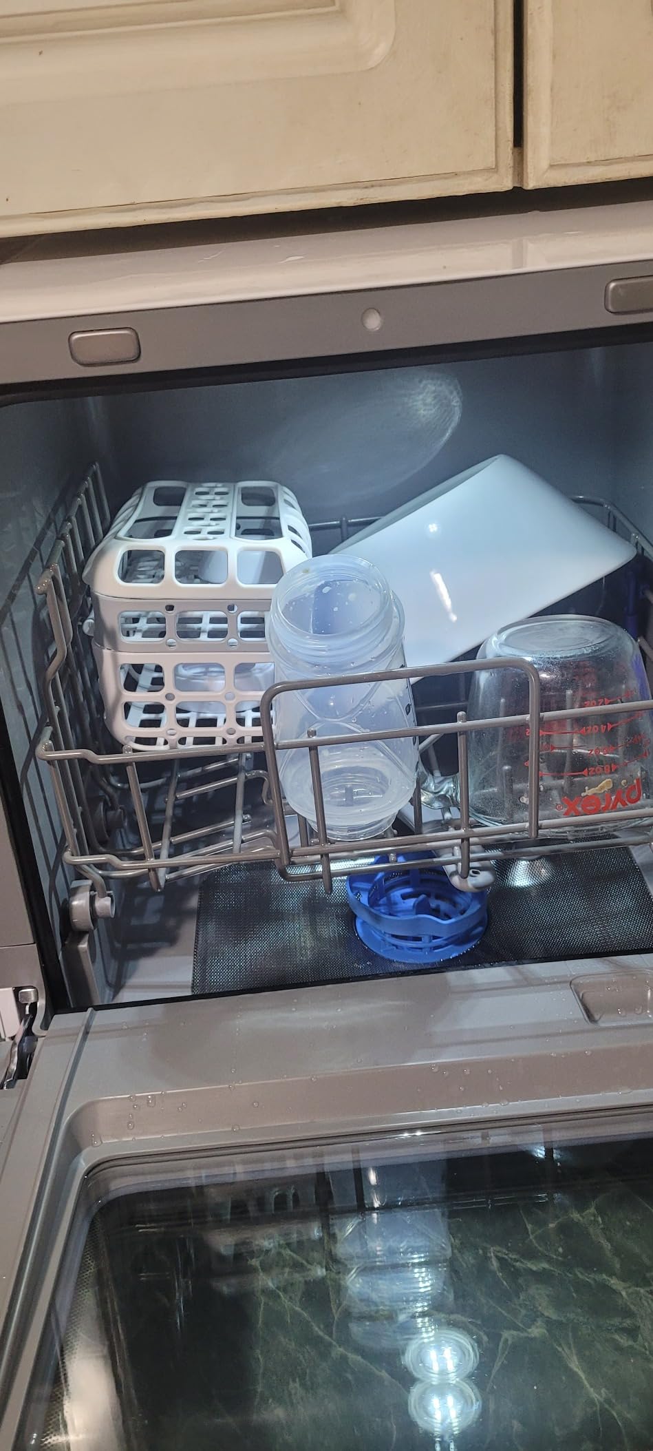 COMFEE' Portable Mini Dishwasher Countertop with 5L Built-in Water Tank for Apartments& RVs, No Hookup Needed, 6 Programs, 360° Dual Spray, 162°F High-Temp& Air-Dry Function - Customer Photo 2